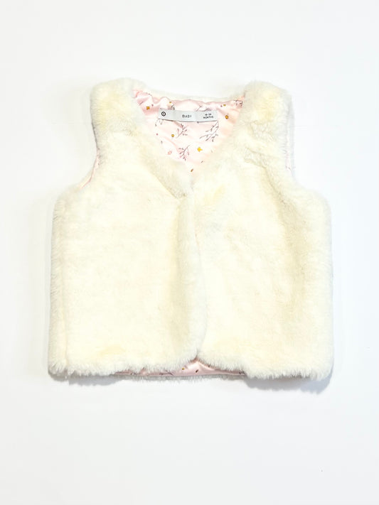 White fleece vest - Size 2