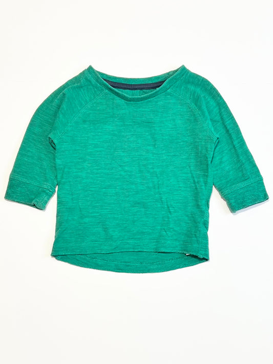 Green top - Size 6-9 months