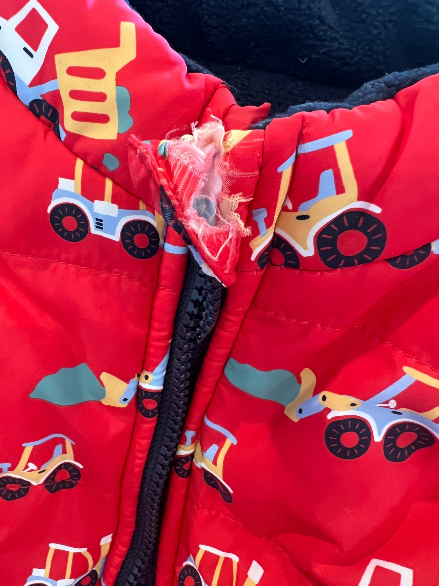 Red trucks puffer vest - Size 2