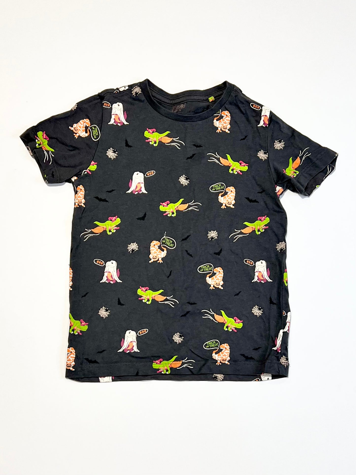 Halloween tee - Size 4