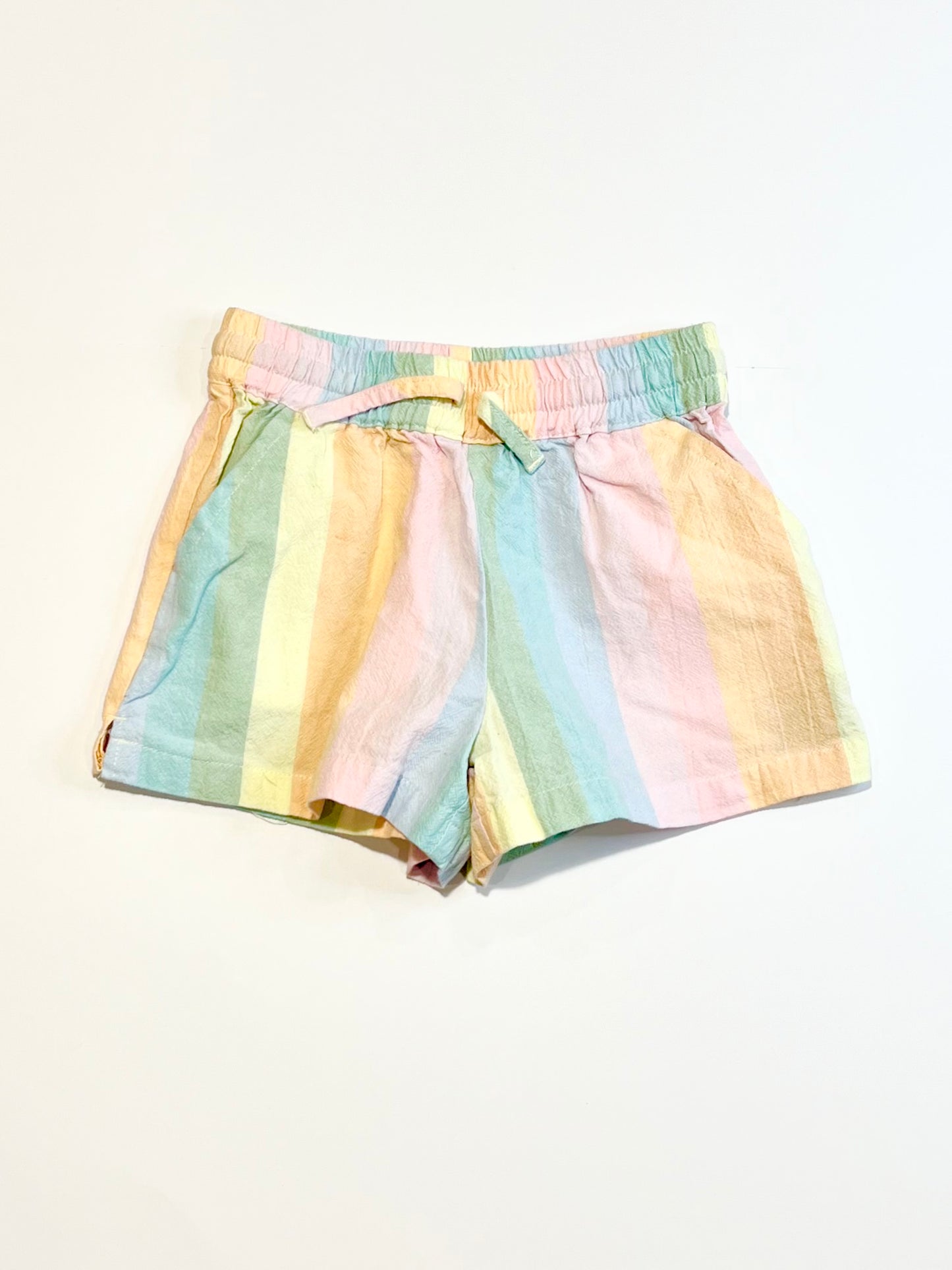 Rainbow shorts - Size 4
