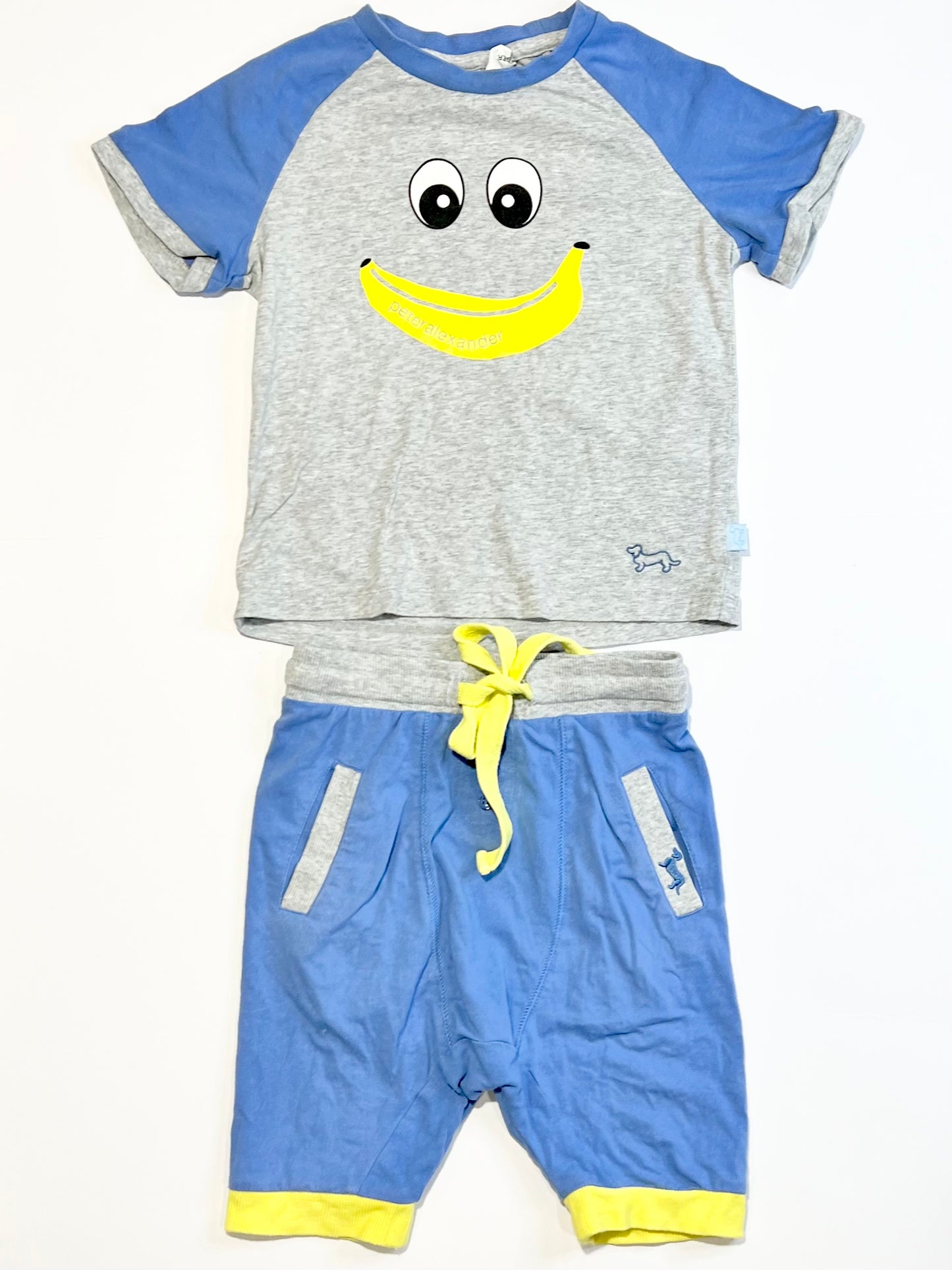 Smiley banana pyjamas - Size 3
