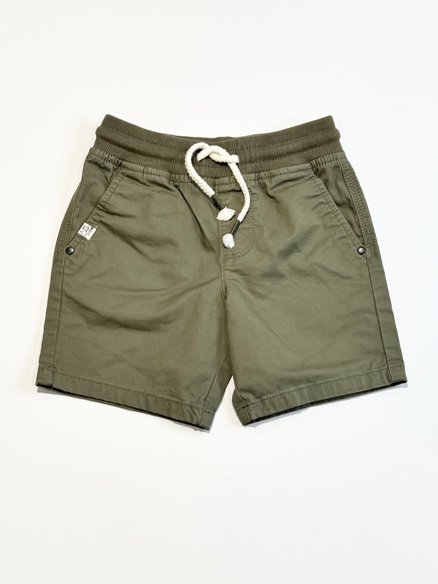 Green chino shorts - Size 3