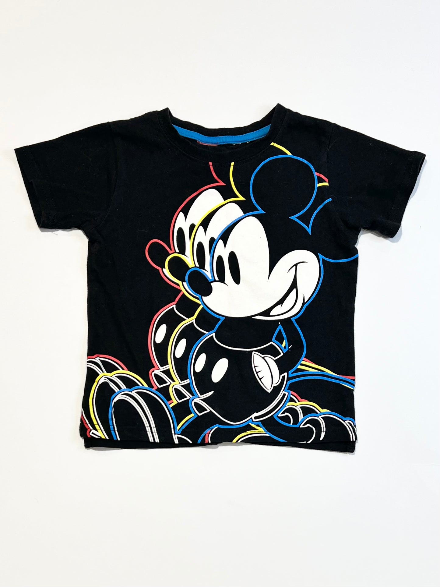 Mickey Mouse tee - Size 3-4
