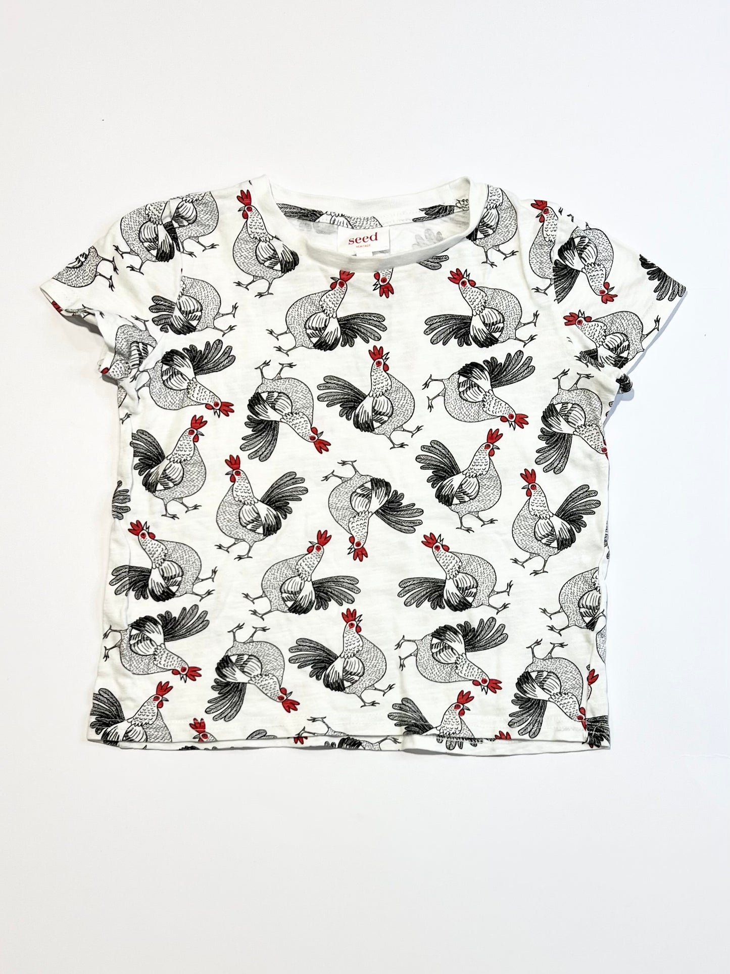 White roosters tee - Size 3