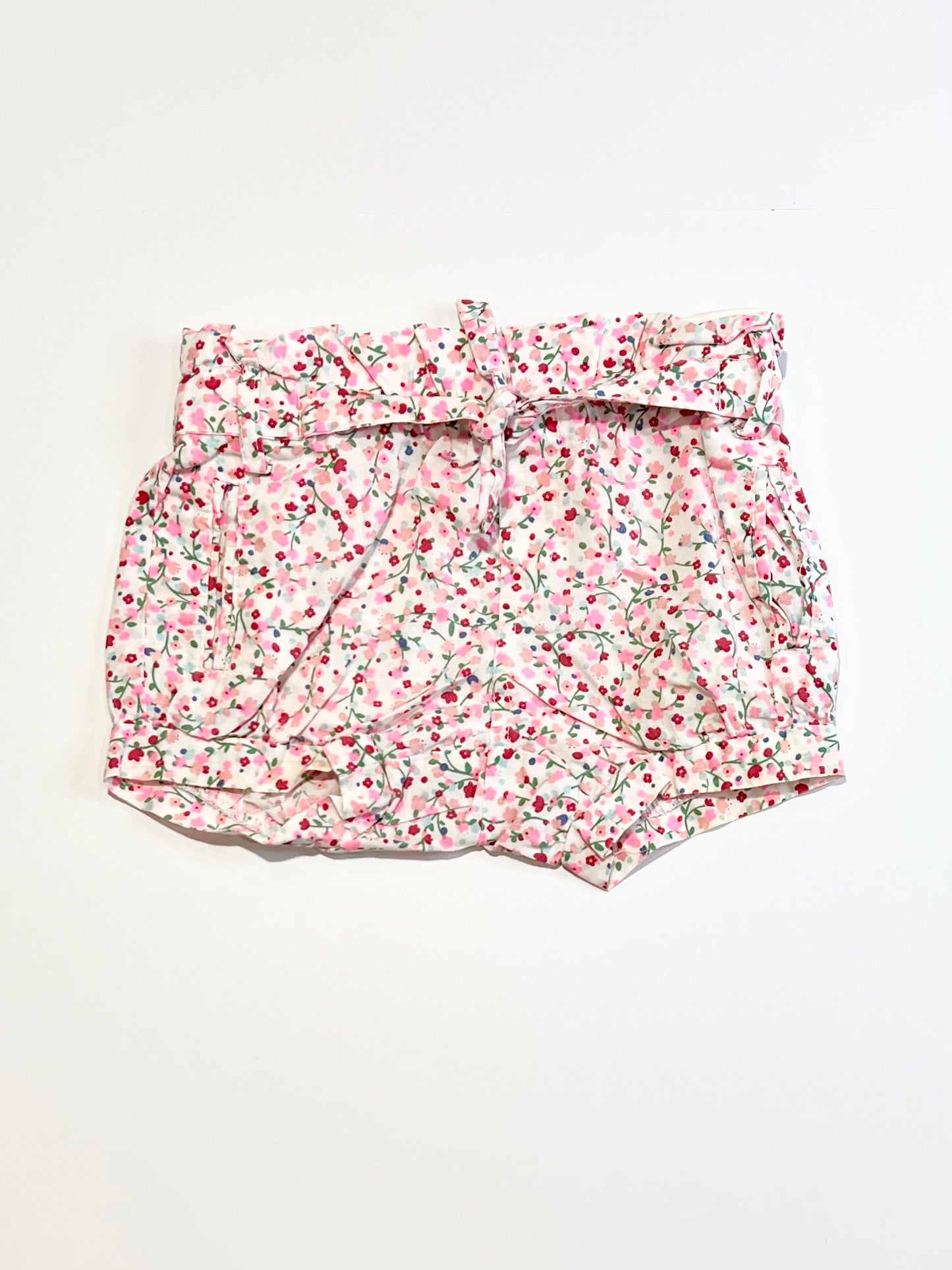 Floral shorts - Size 2
