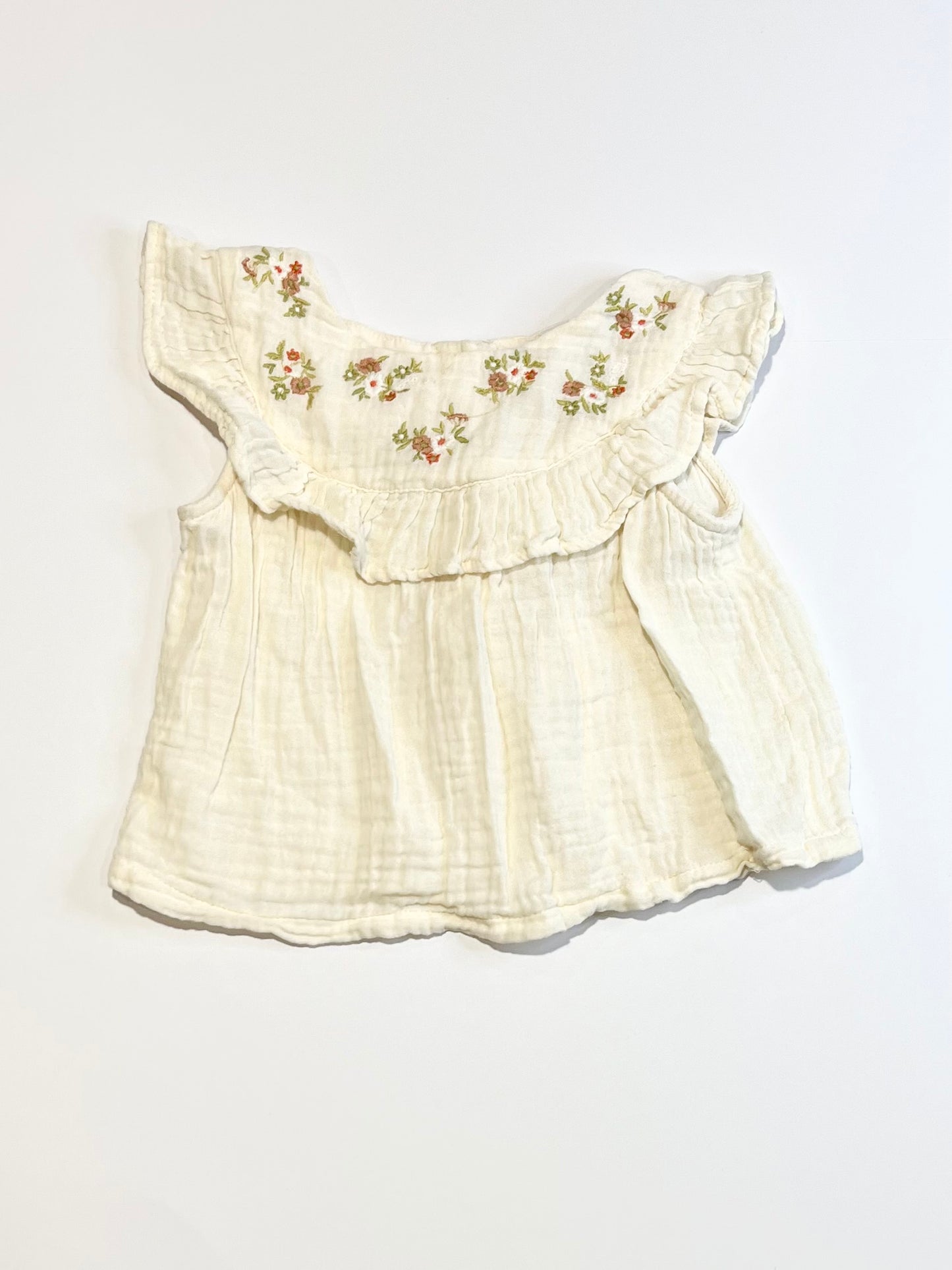 Embroidered muslin top - SIze 2