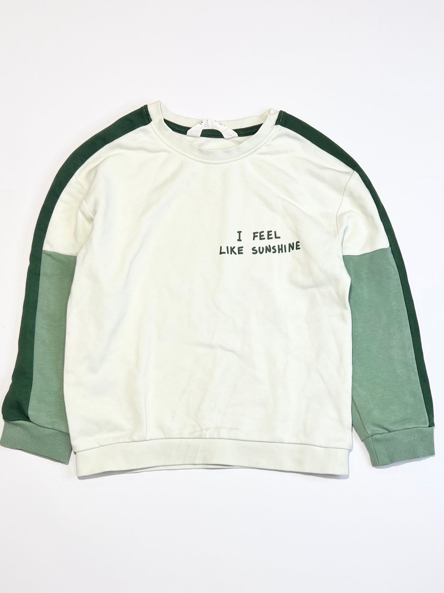 Feel like sunshine sweater - Size 5-6