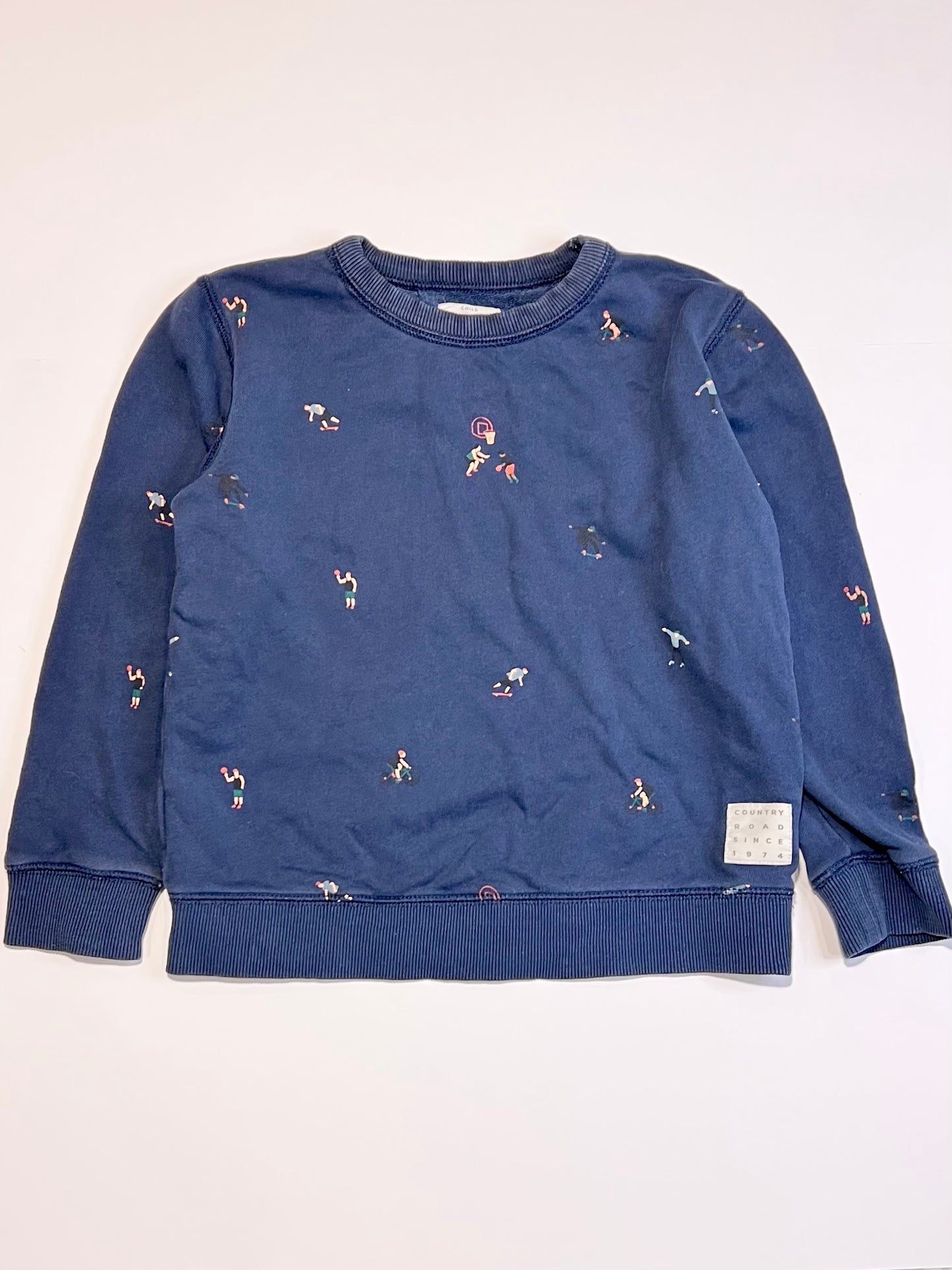 Navy sports sweater - Size 5