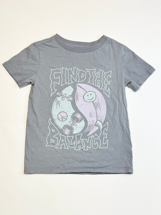 Find the balance tee - Size 5