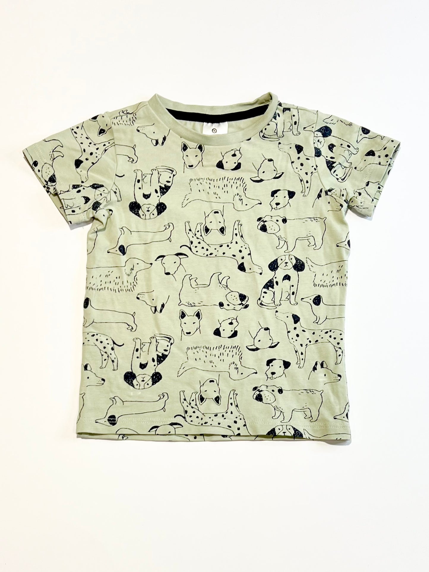 Green dogs tee - Size 1
