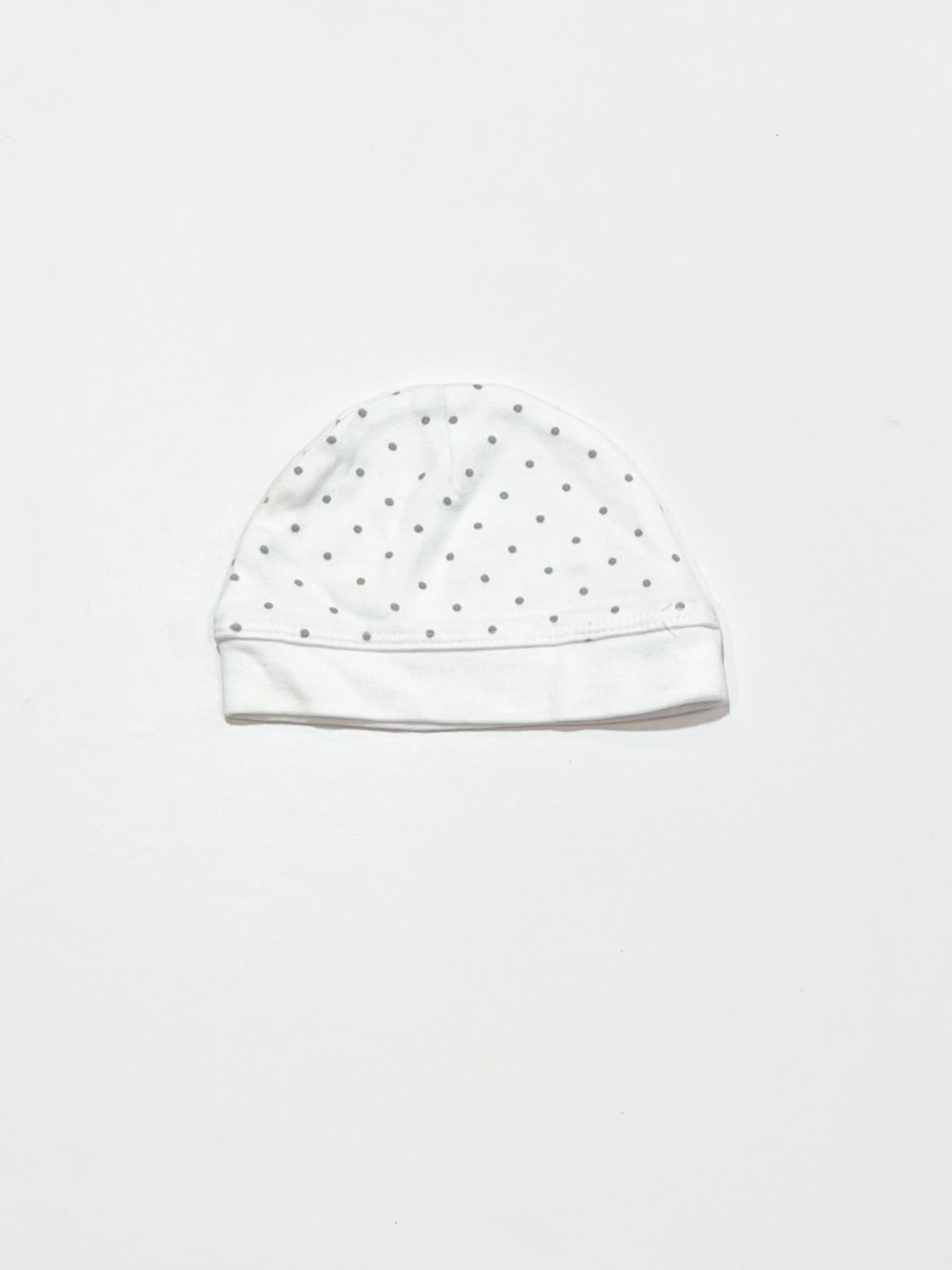 White spot beanie - Size newborn