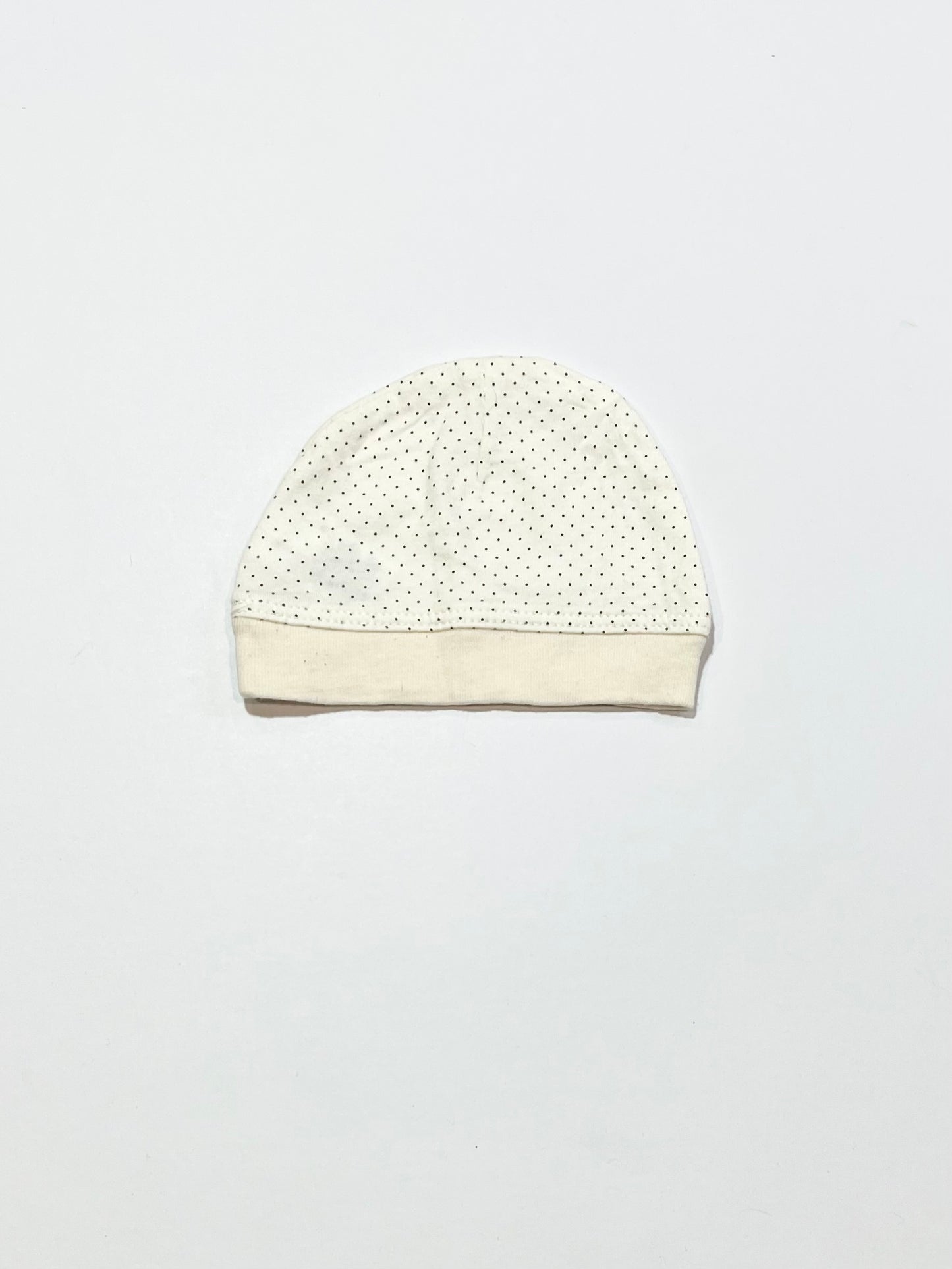 White spot beanie - Size newborn