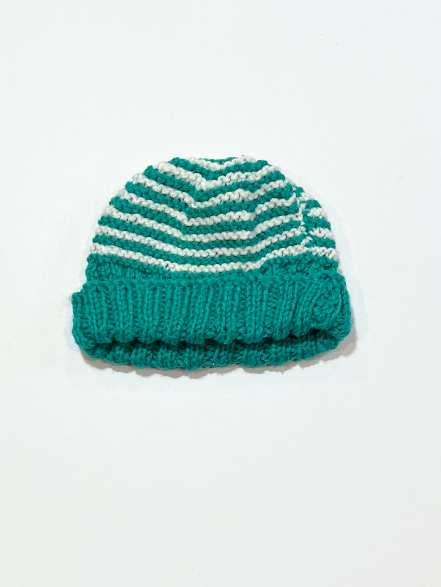 Green striped beanie - Size 3-6 months