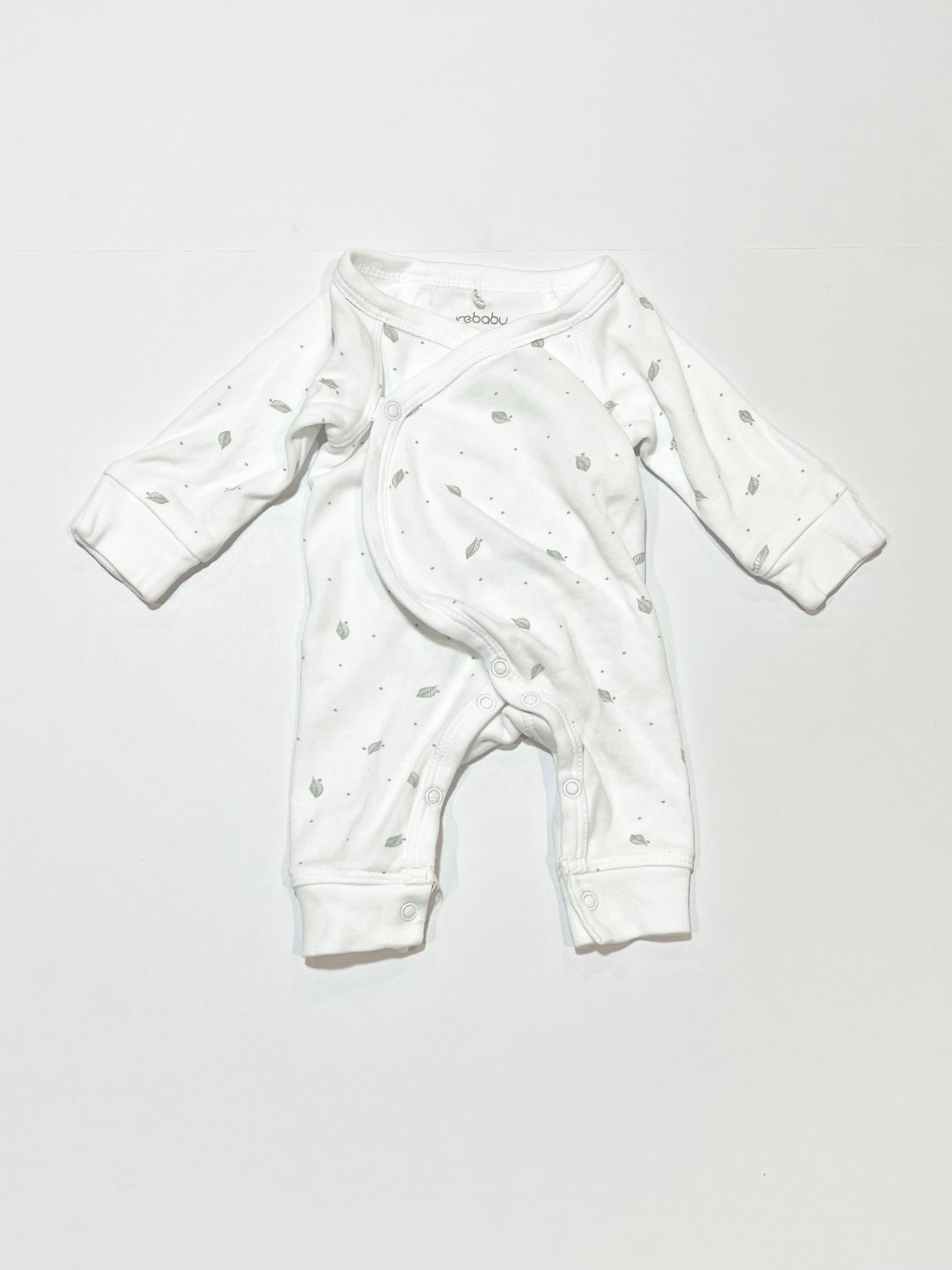 Grey leaf onesie - Size 000000