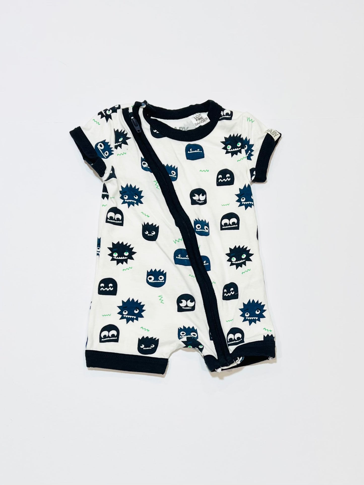 Monster zip romper - Size 000