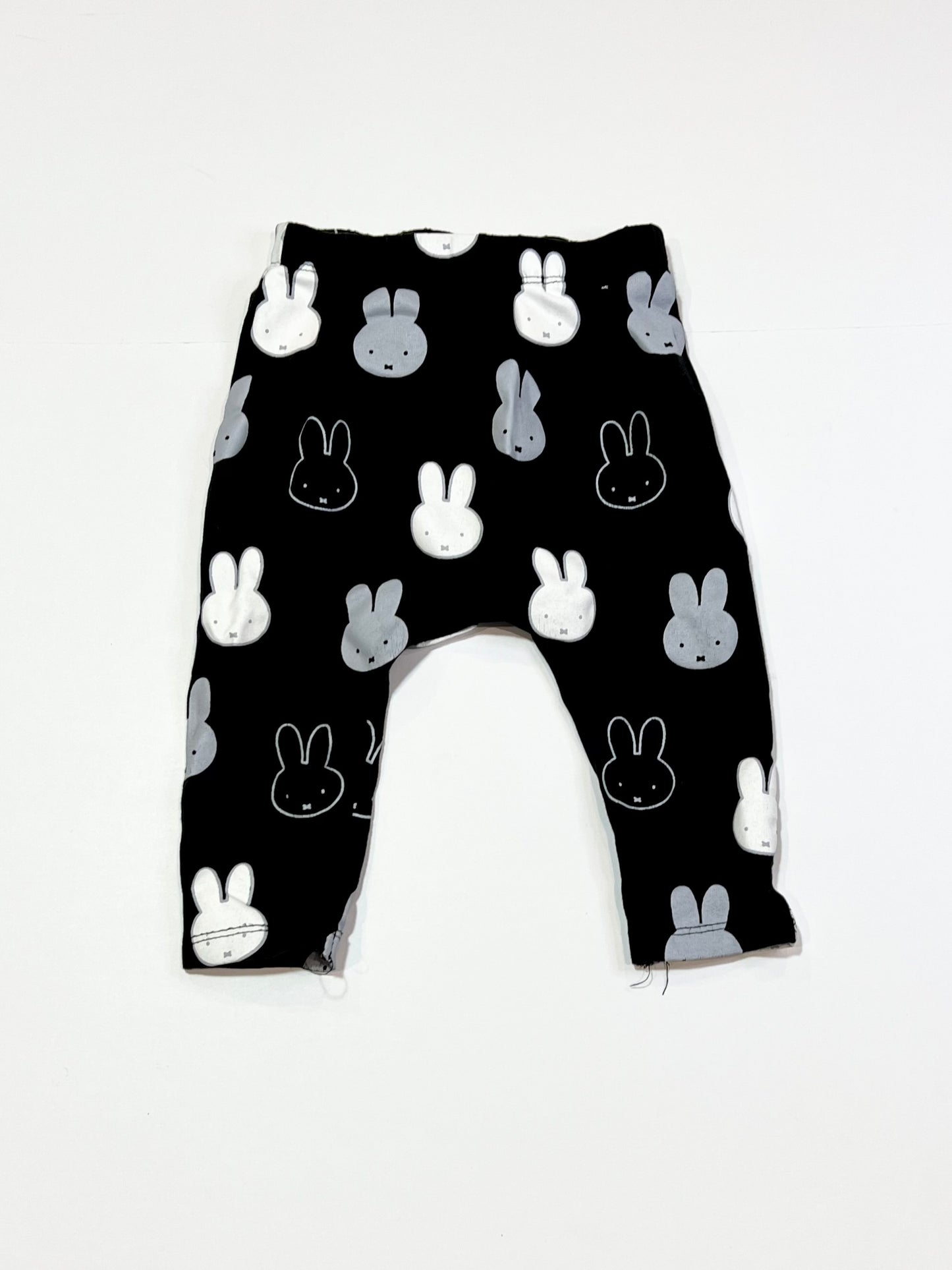 Miffy slouch pants - Size 0