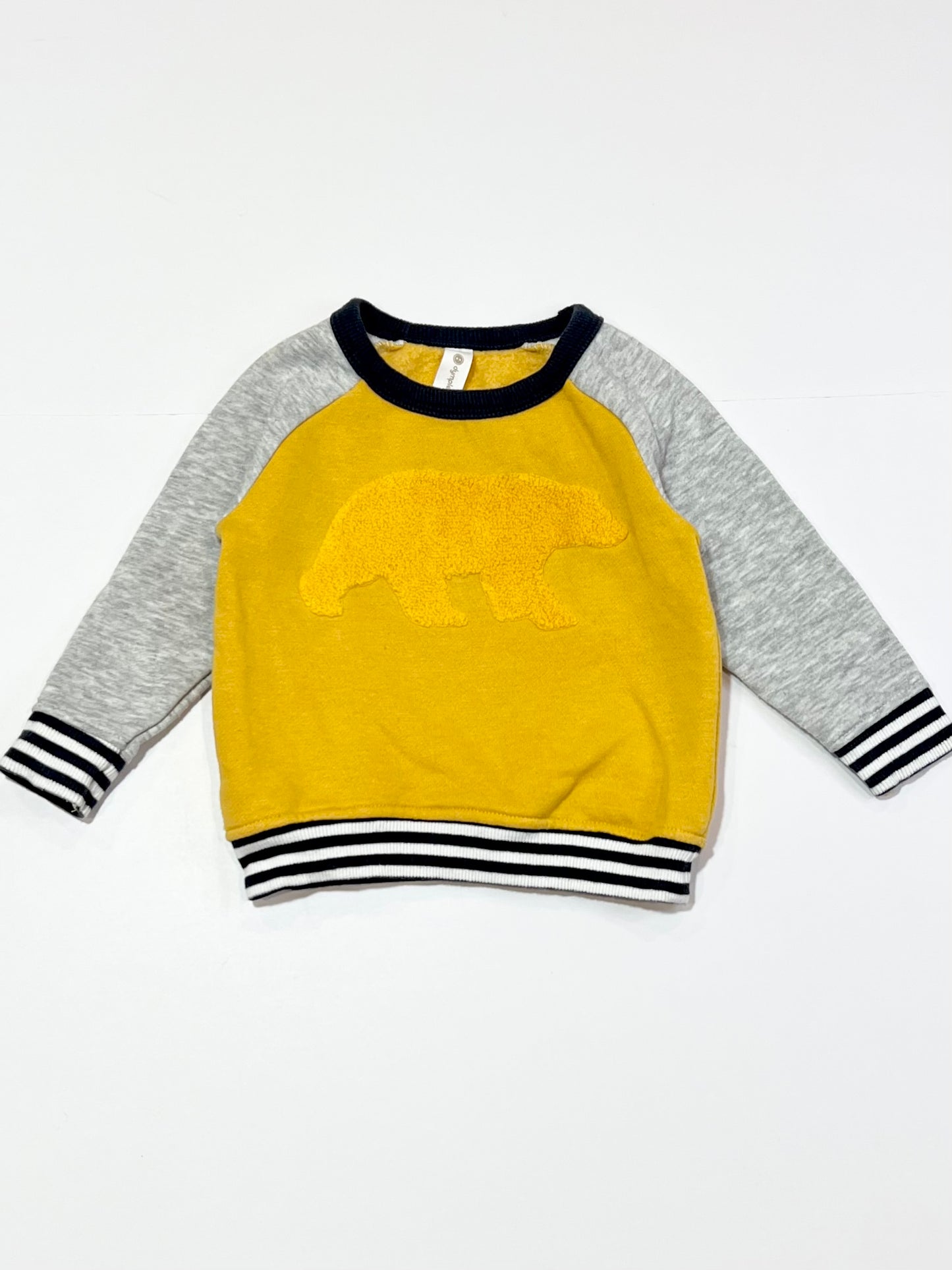 Yellow bear sweater - Size 0