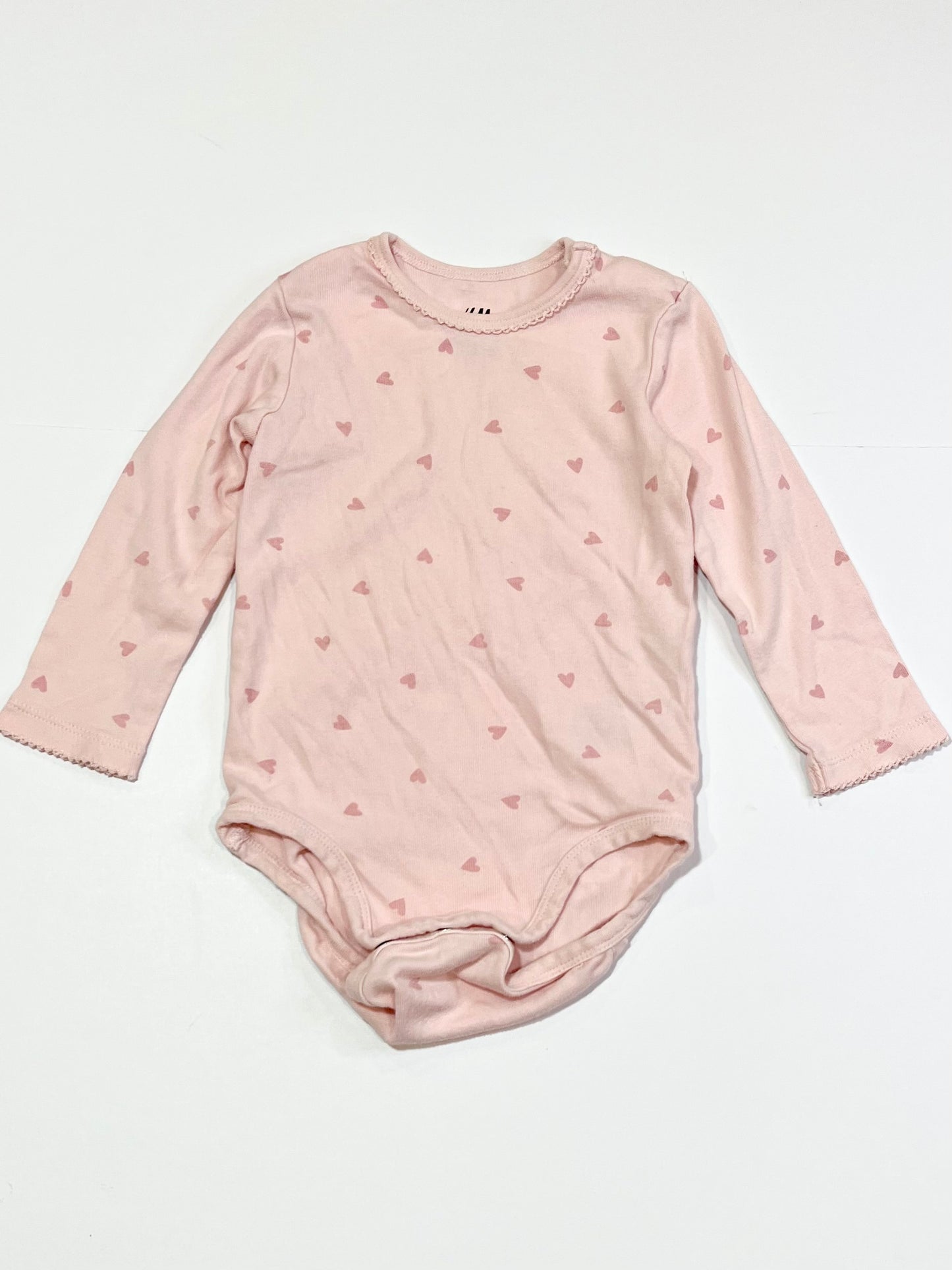 Pink hearts bodysuit - Size 9-12 months
