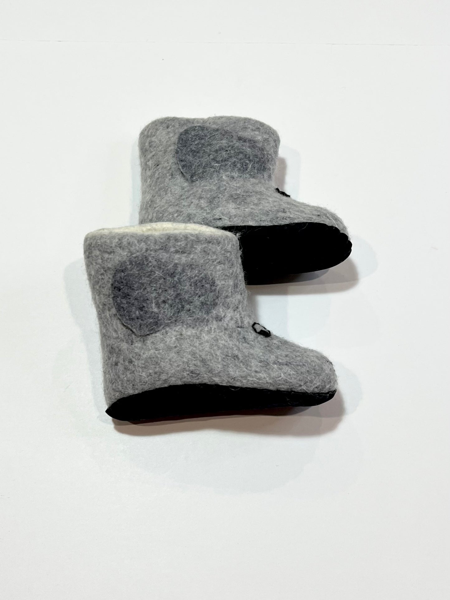 Grey felt boots - Size 1-2 years