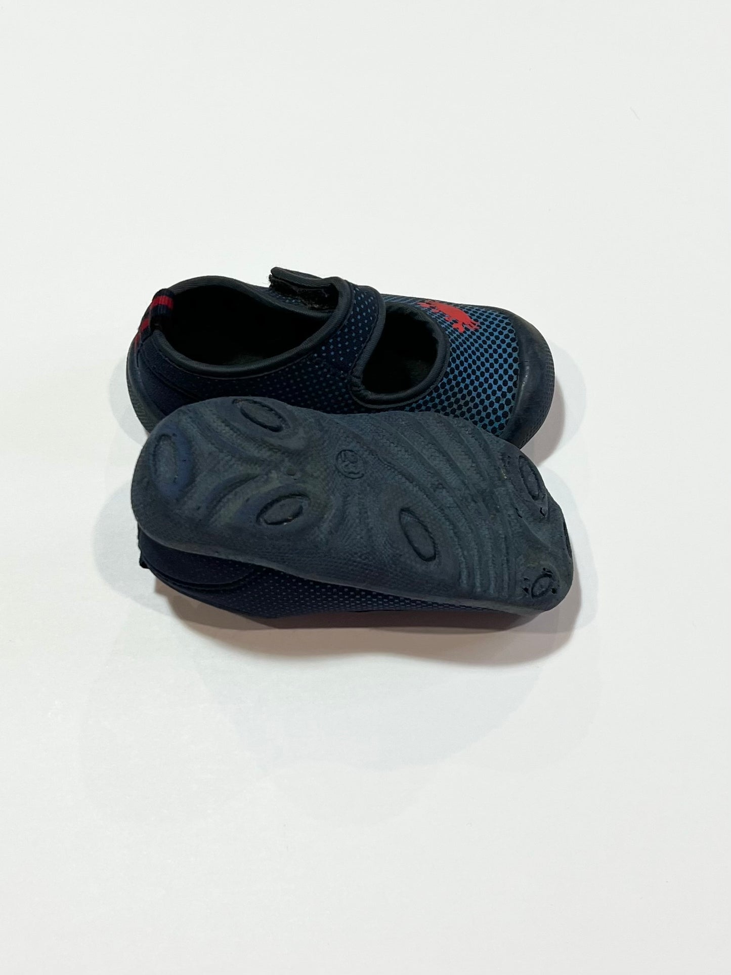 Crab beach shoes - Size EU23
