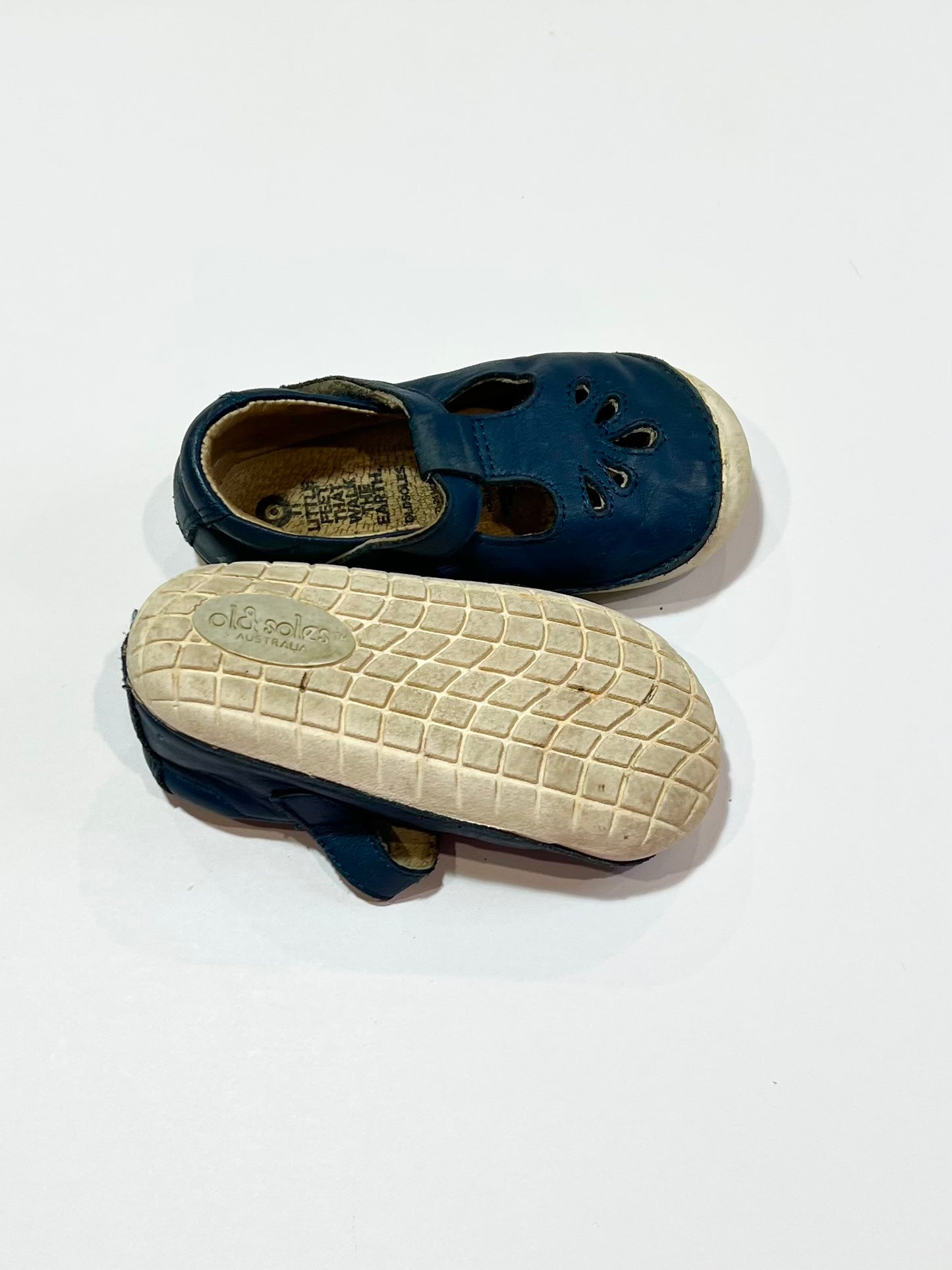 Navy leather shoes - Size AU7 / EU24