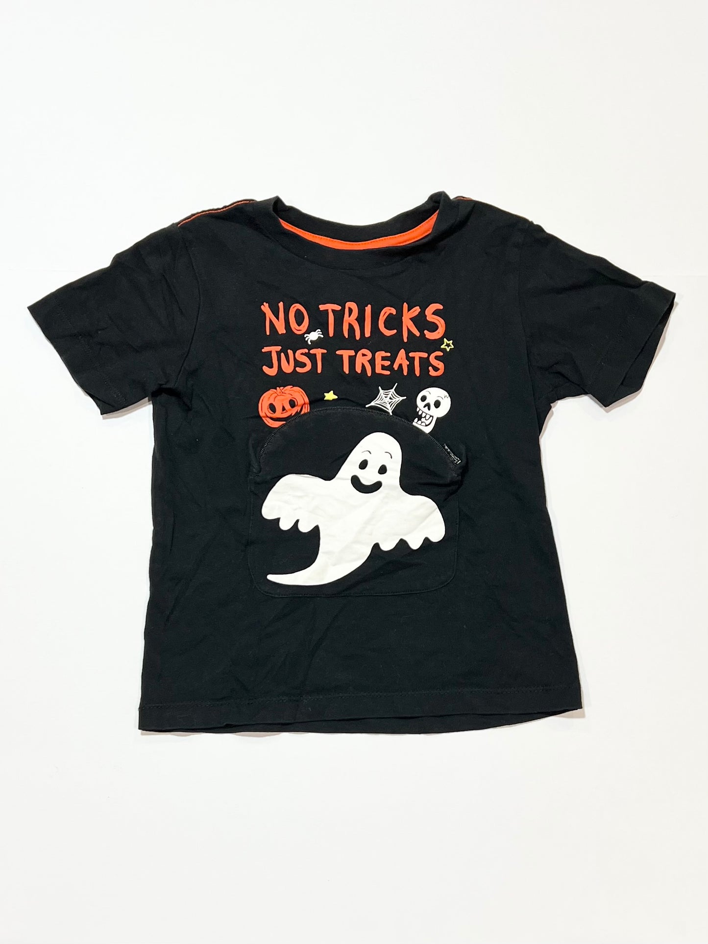 Halloween pocket tee - Size 3