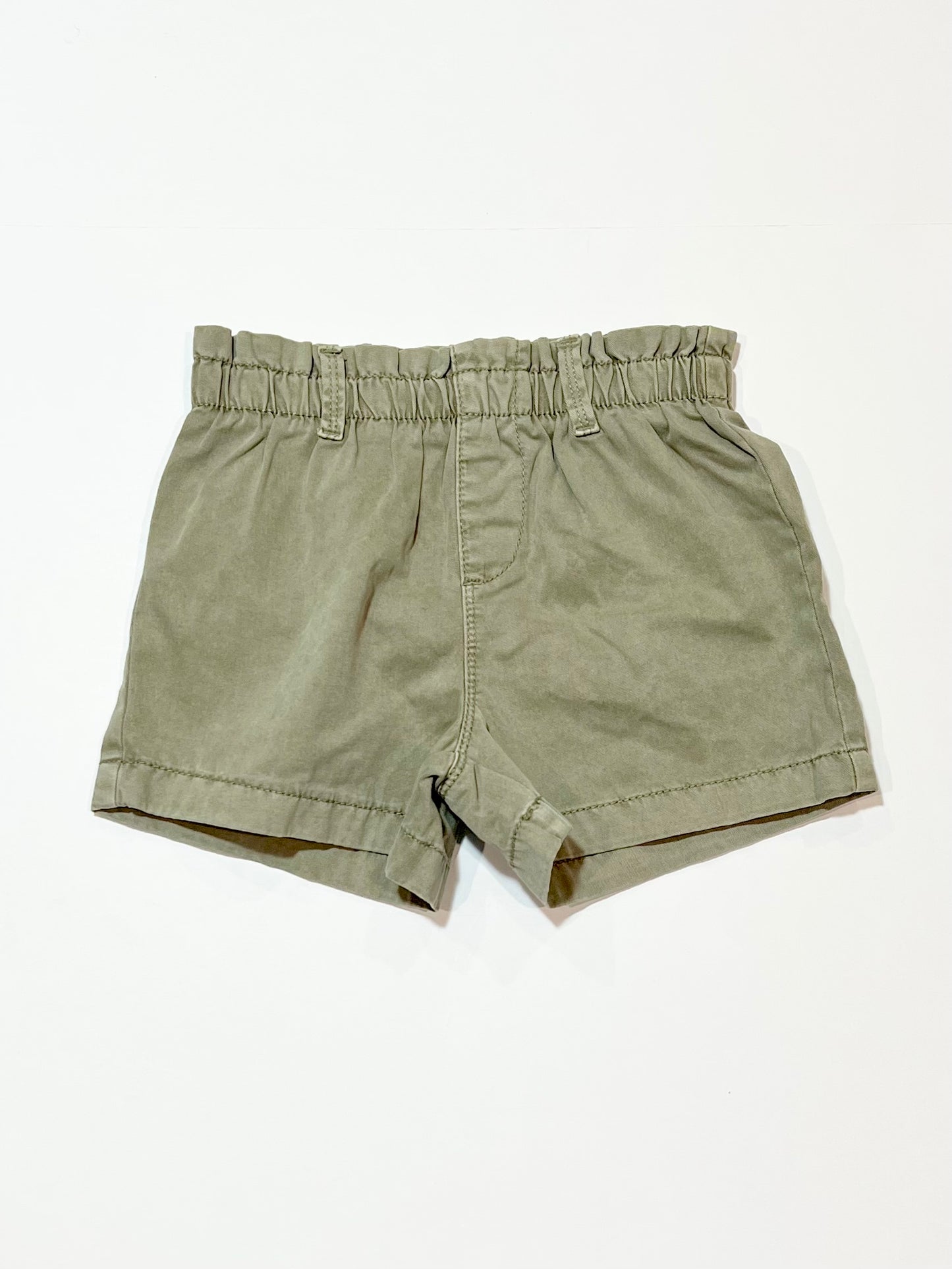 Green pull-on shorts - Size 3