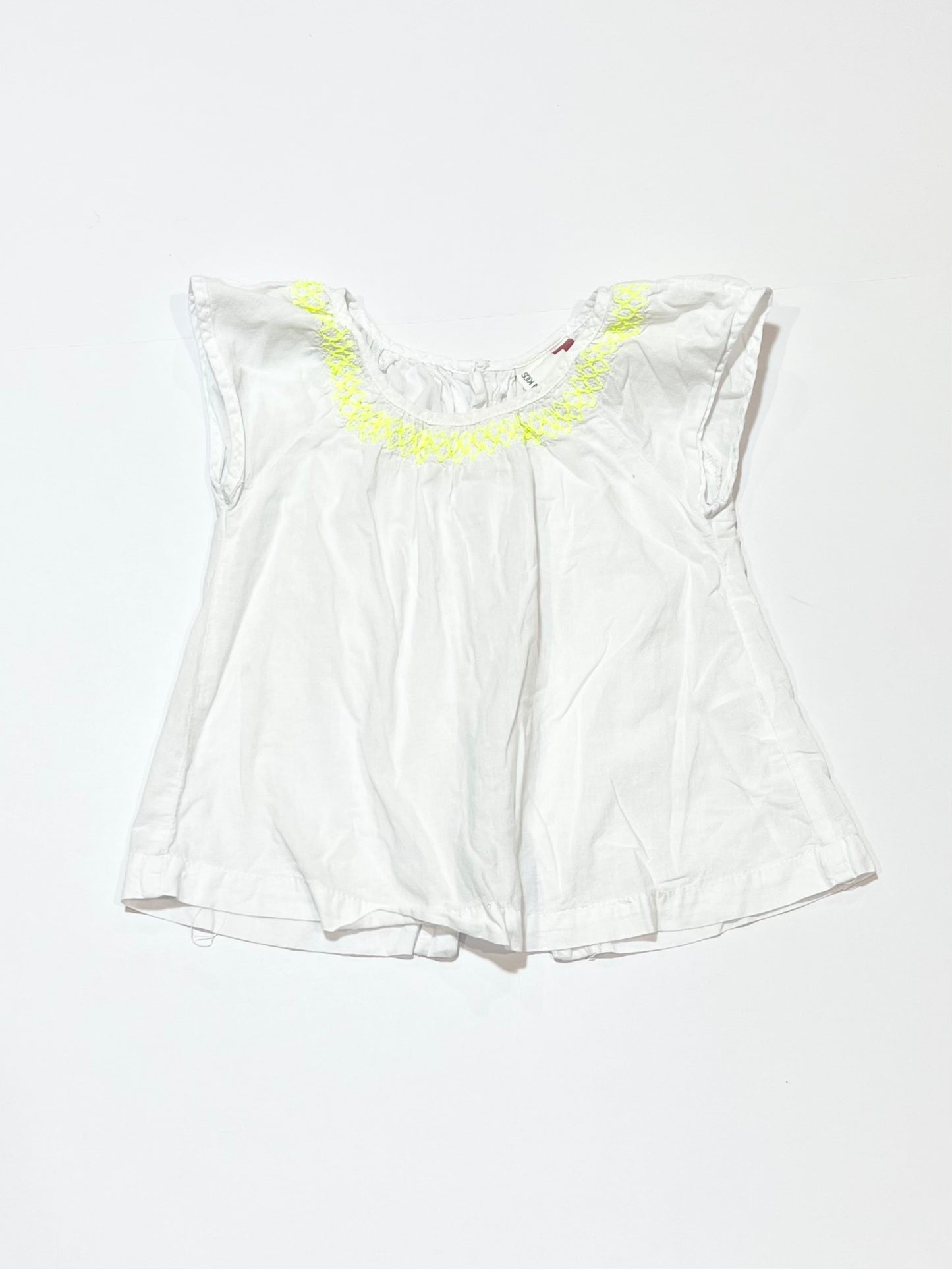 Smocked white top - Size 1