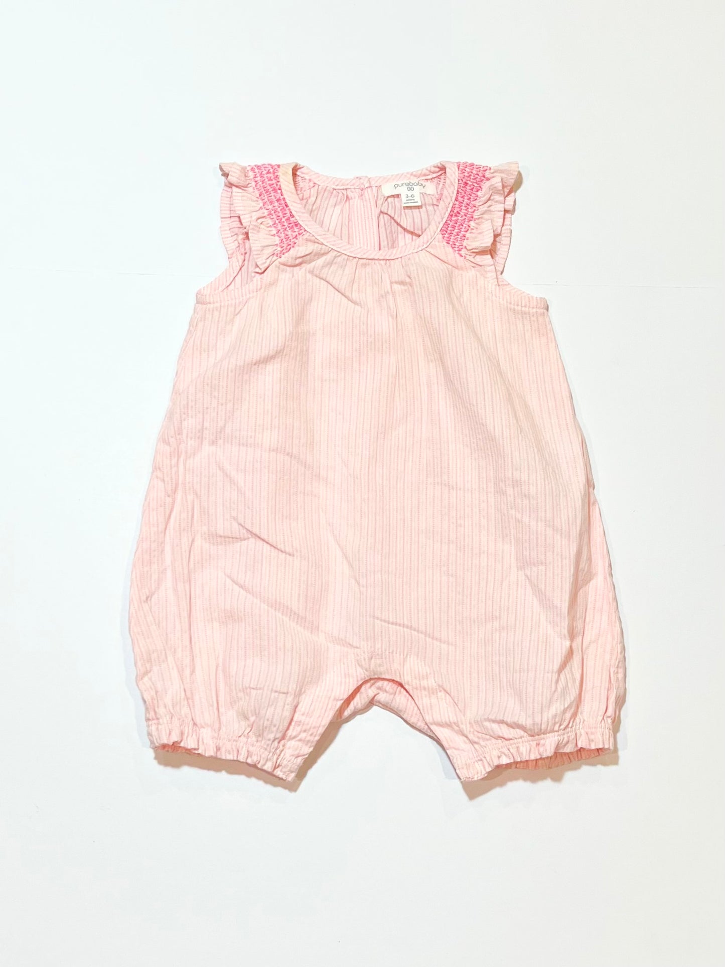 Pink smocked romper - Size 00