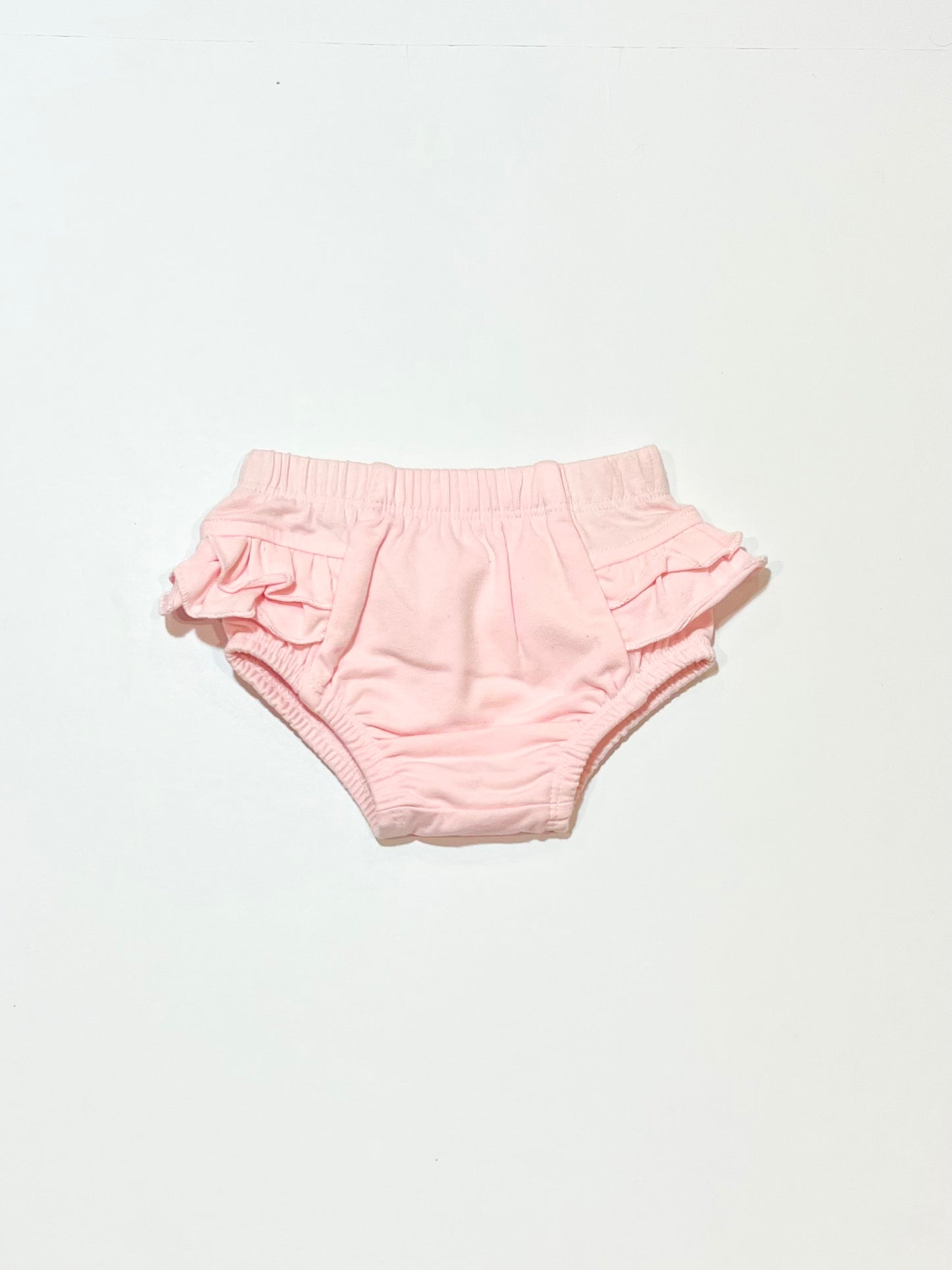 Ruffle nappy cover - Size 0000
