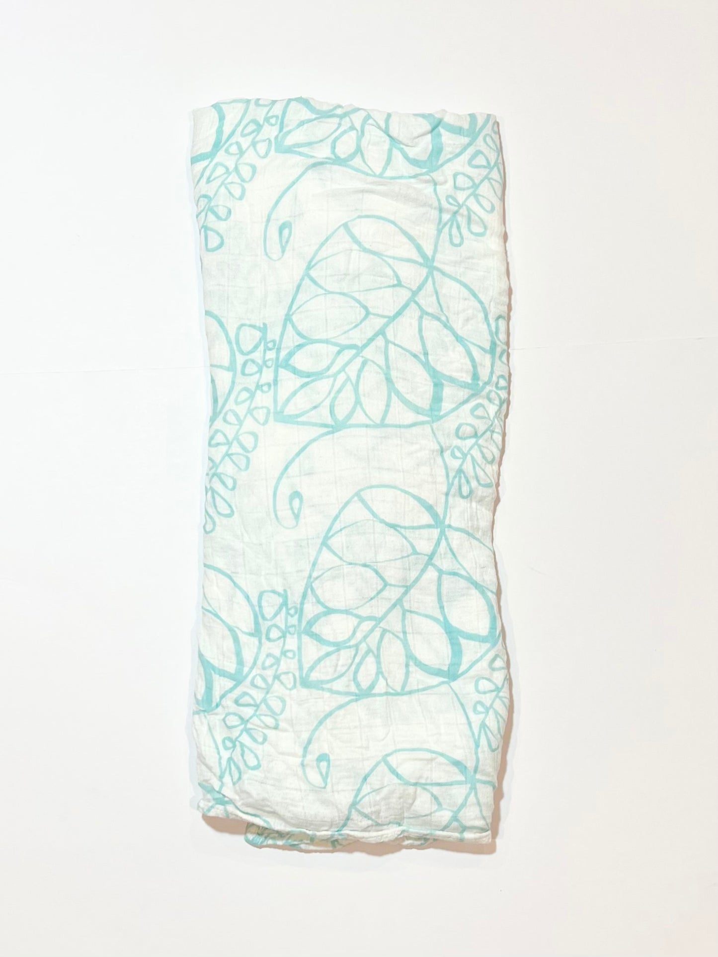 Leafy cotton muslin wrap