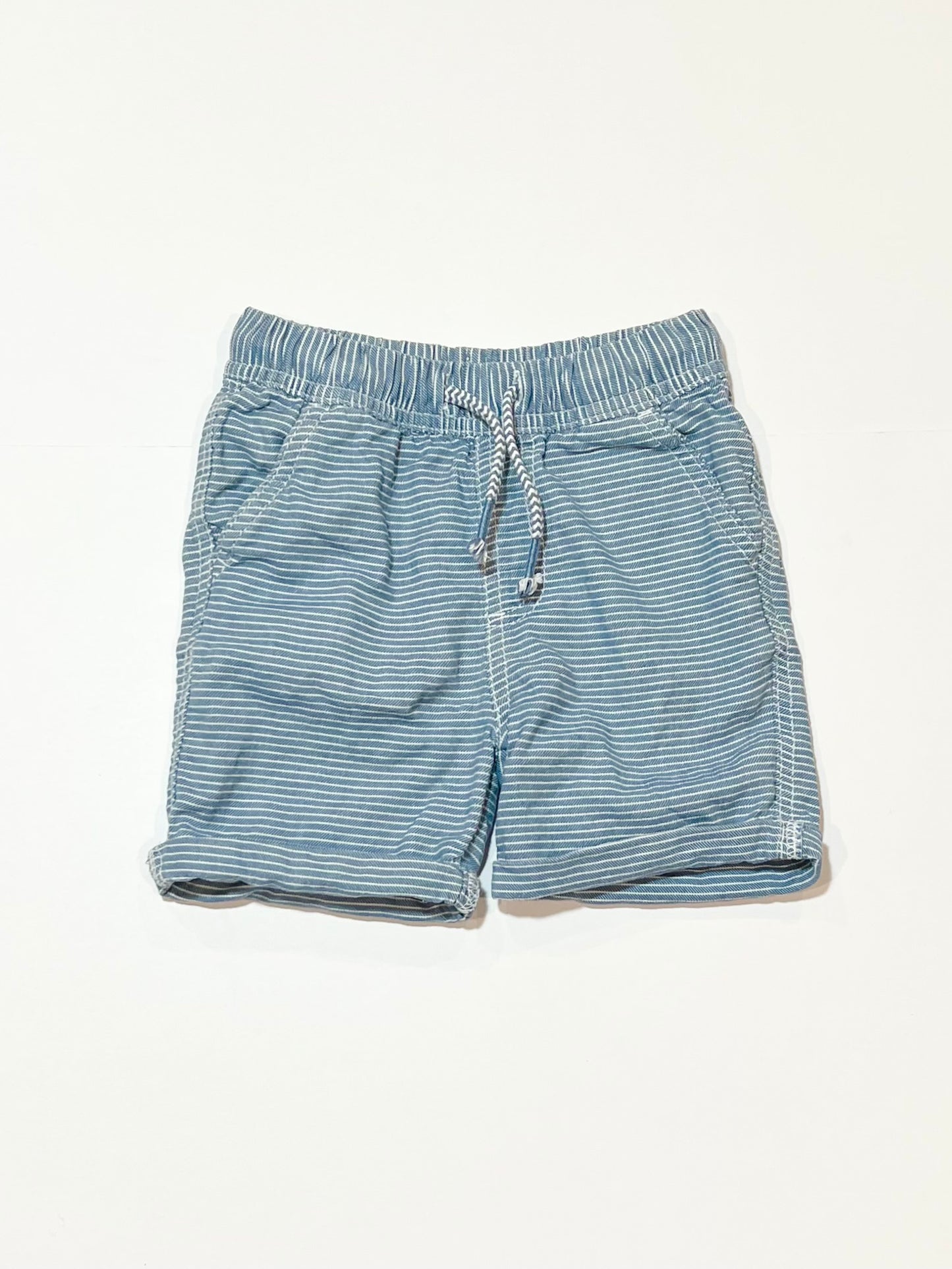 Striped woven shorts - Size 4