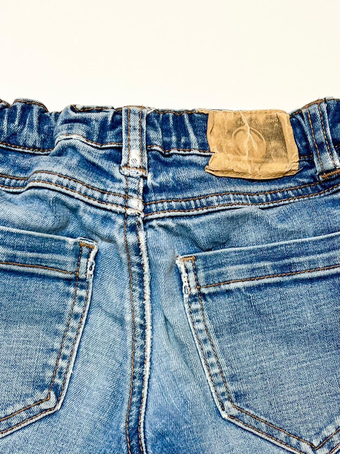 Denim shorts - Size 4