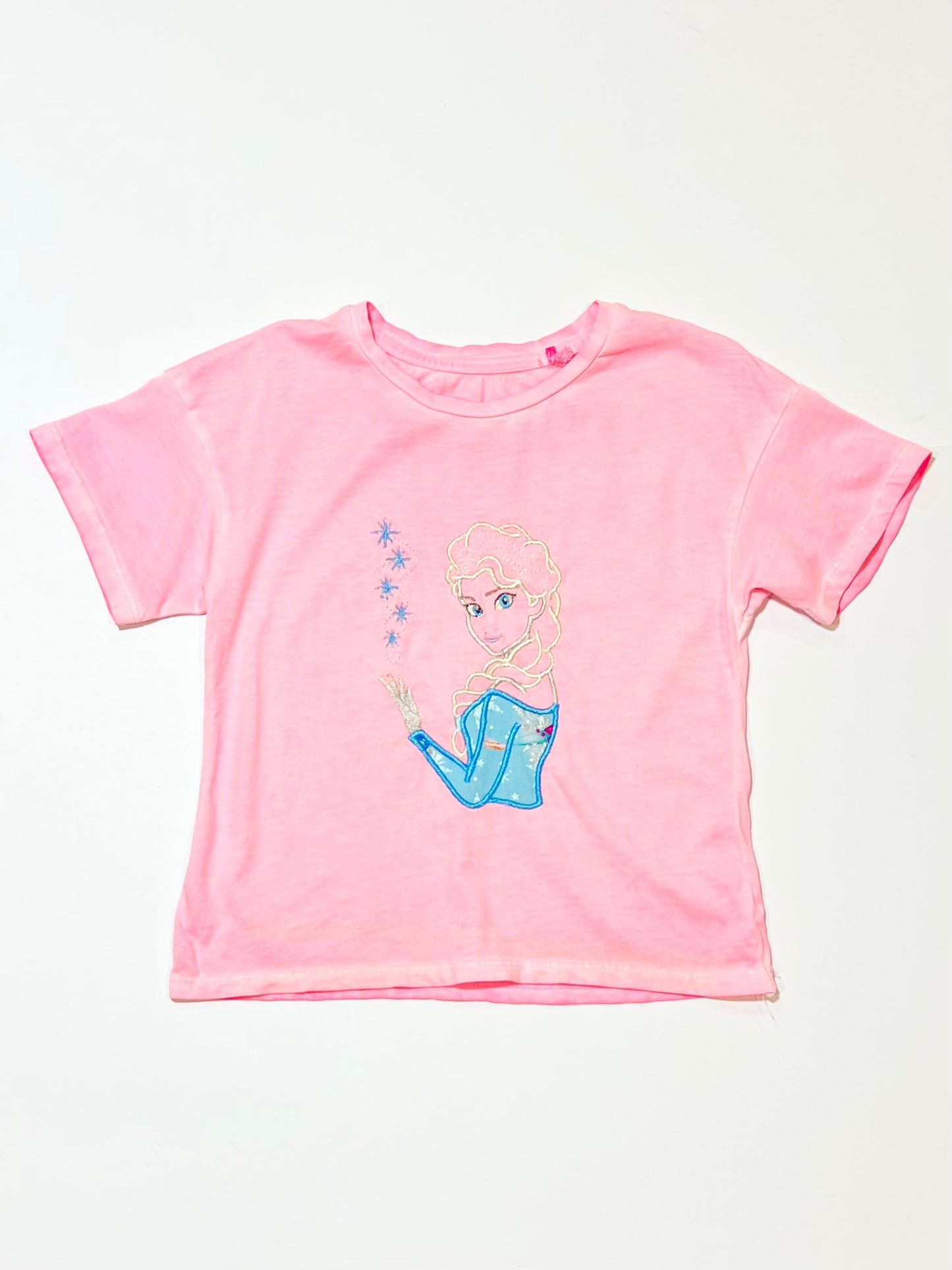 Embroidered Elsa tee - Size 4