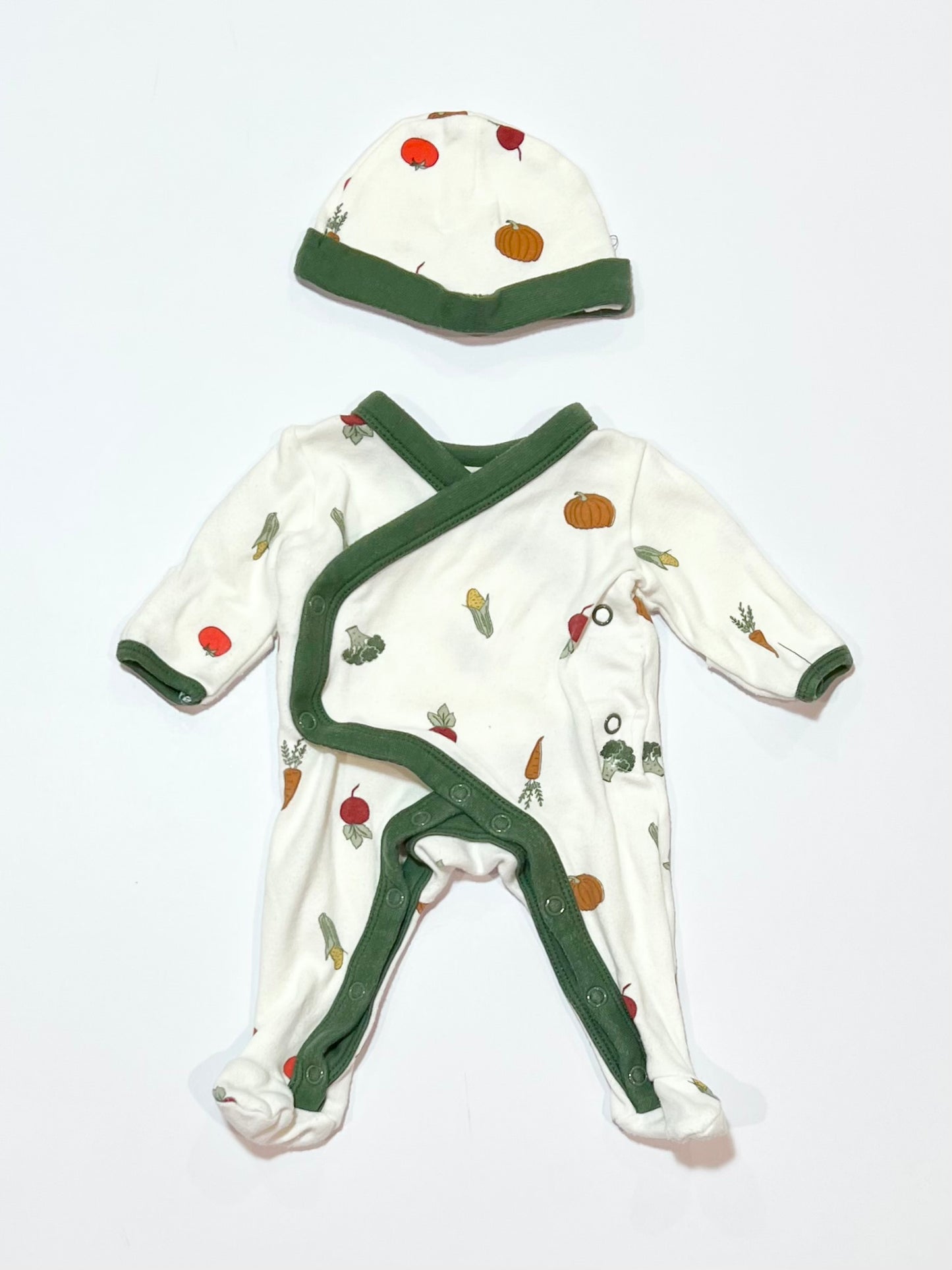 Vegetables onesie with beanie - Size 00000