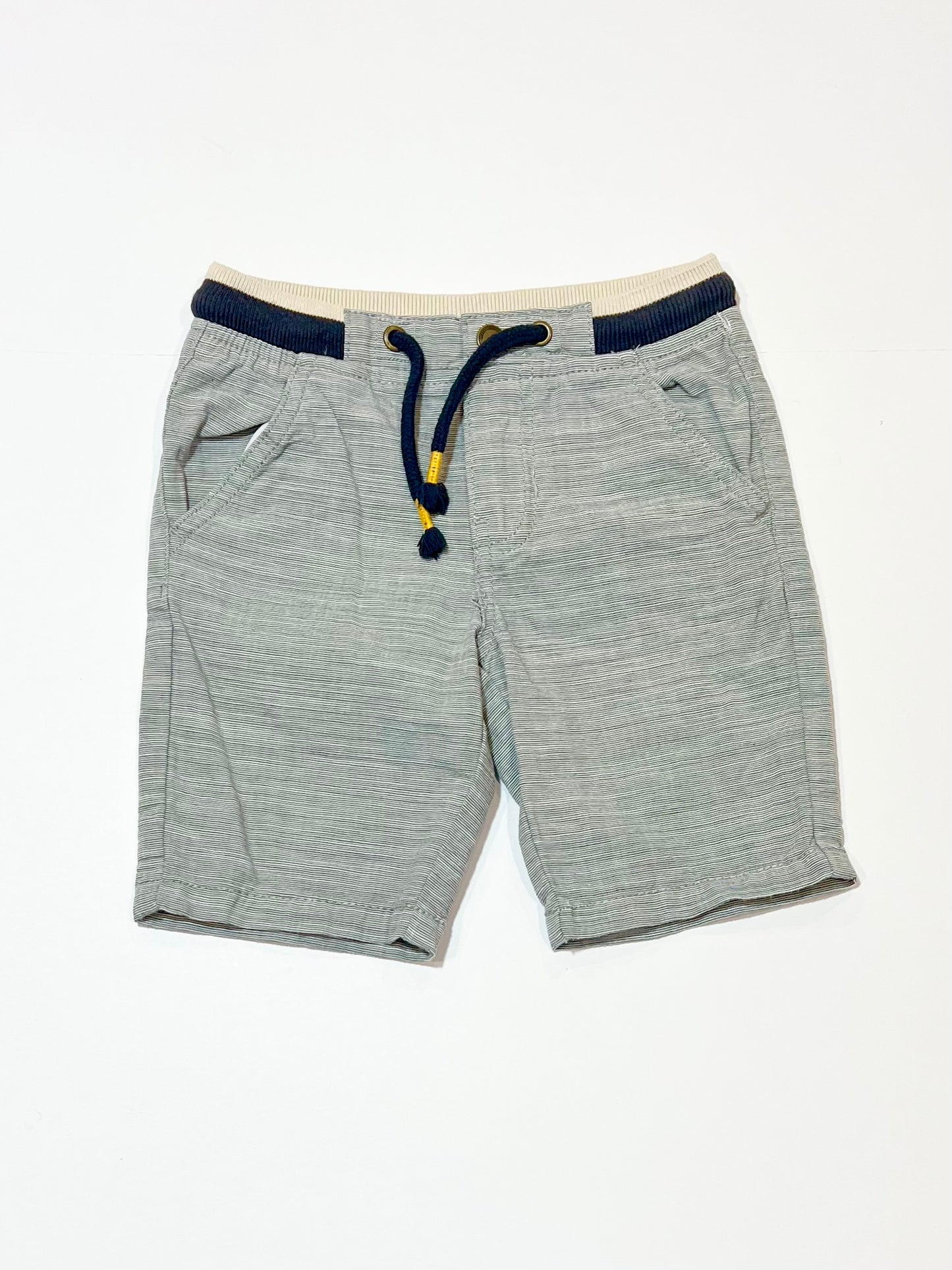 Striped shorts - Size 3