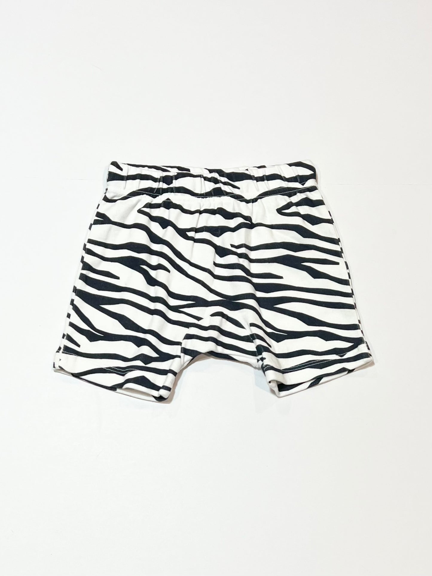 Zebra print shorts - Size 6-9 months