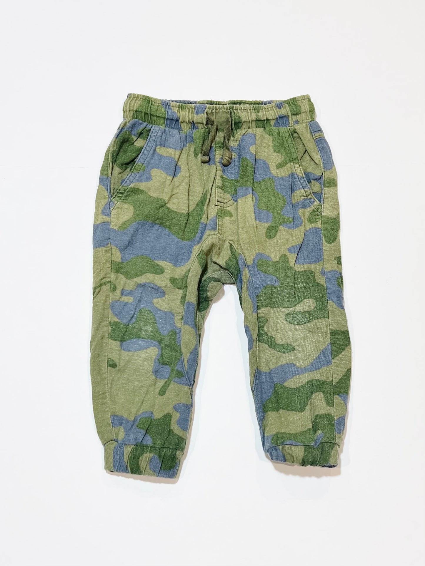 Camoflauge pants - Size 2