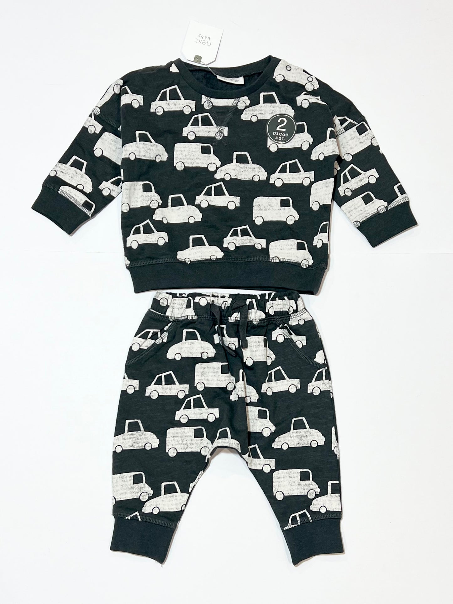 Cars 2 piece set brand new - Size 00