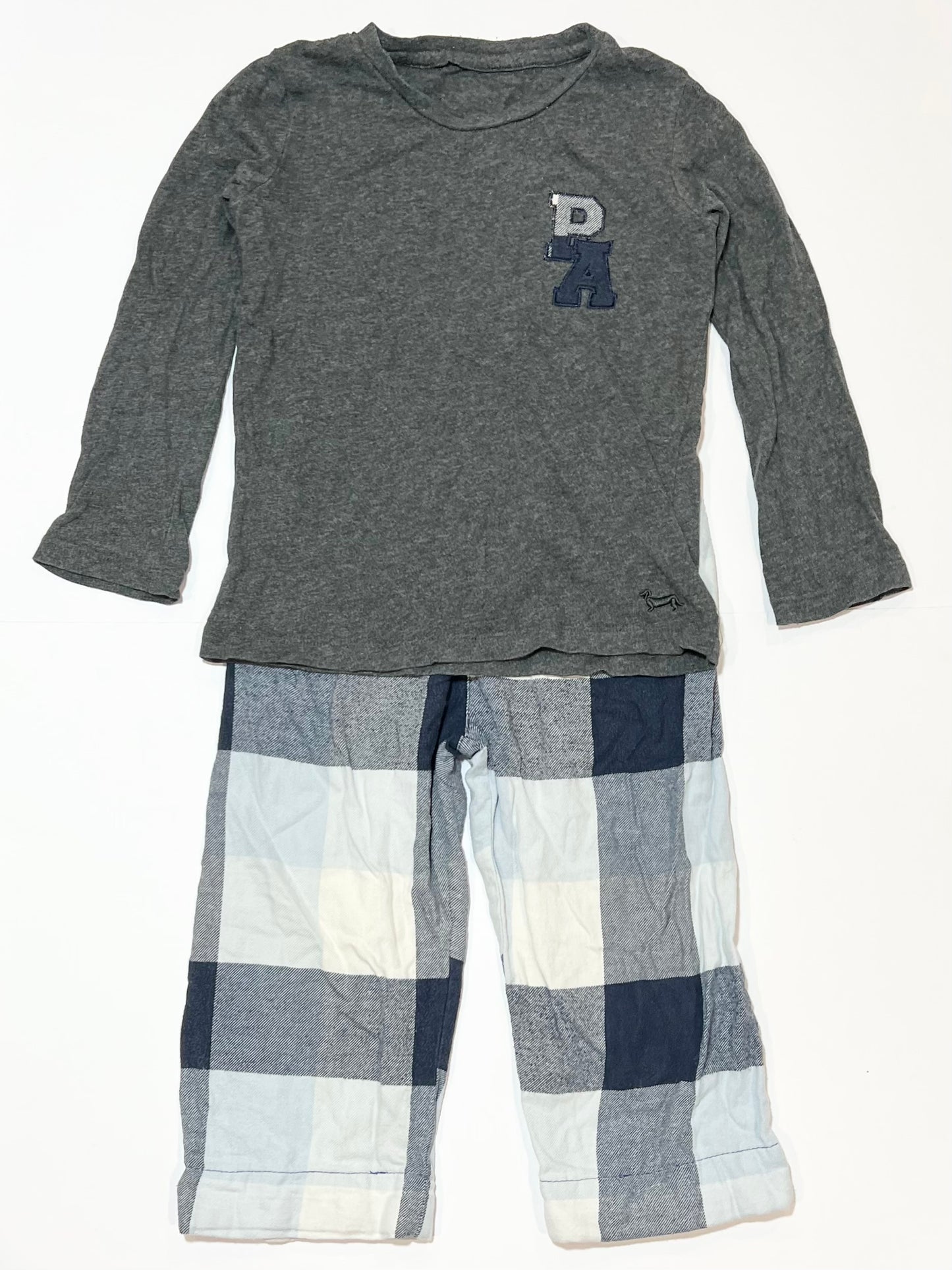 Grey check pyjamas - Size 4