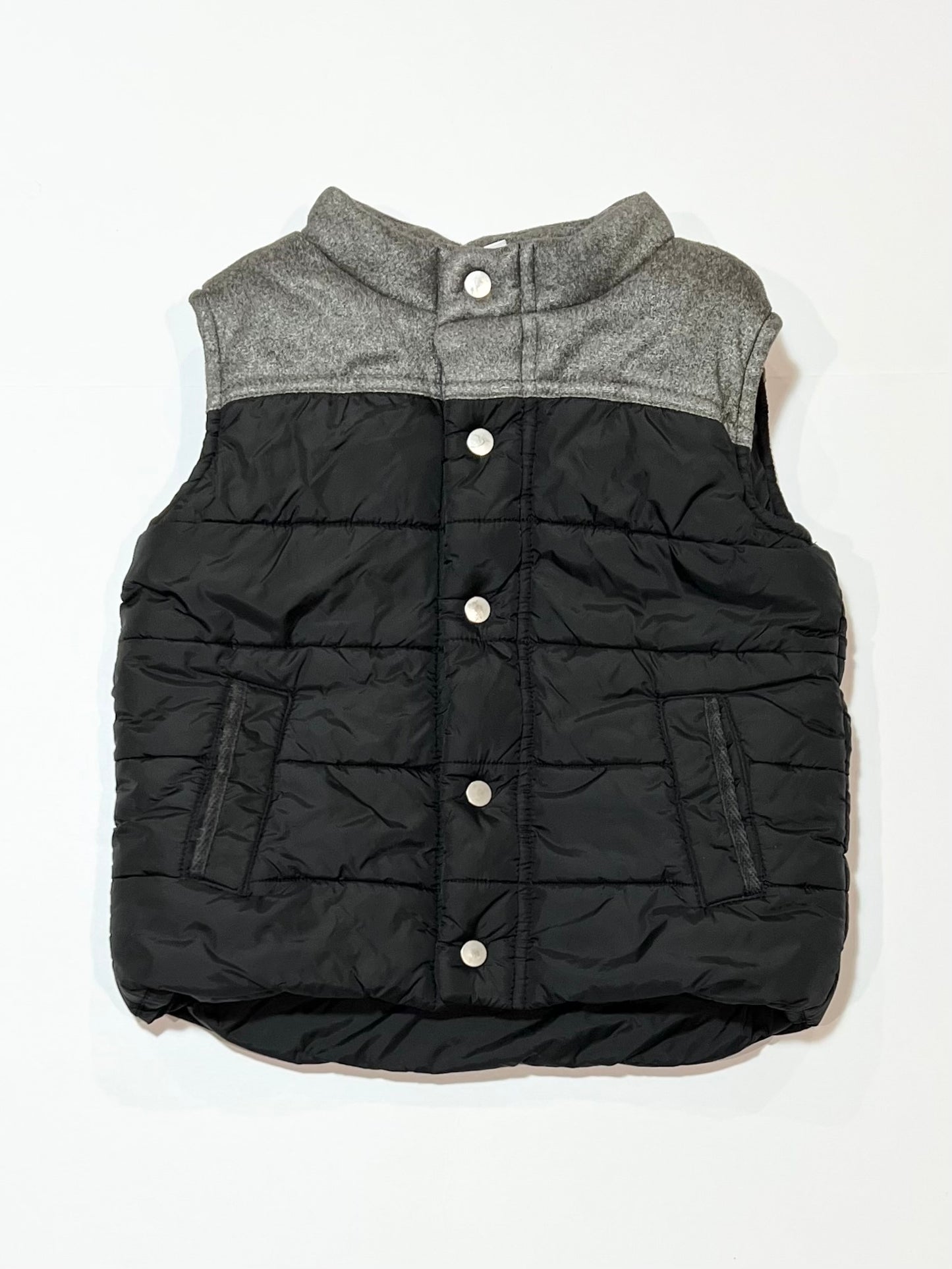 Black puffer vest - Size 2