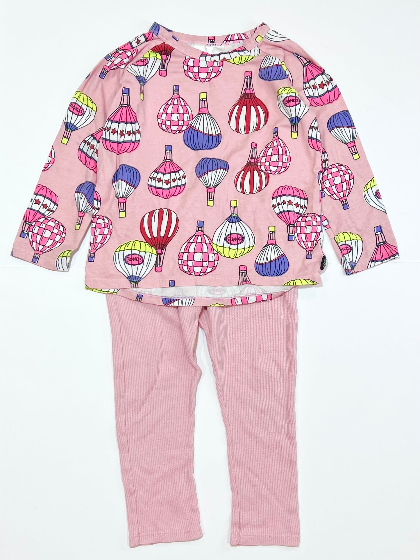 Hot air balloon pyjamas - Size 4