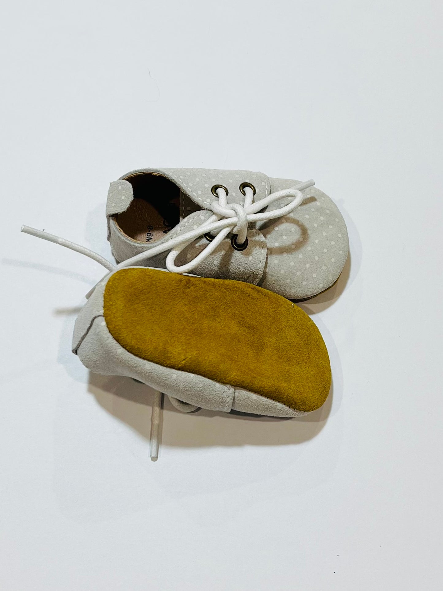 Leather pram shoes - Size 0-6 months