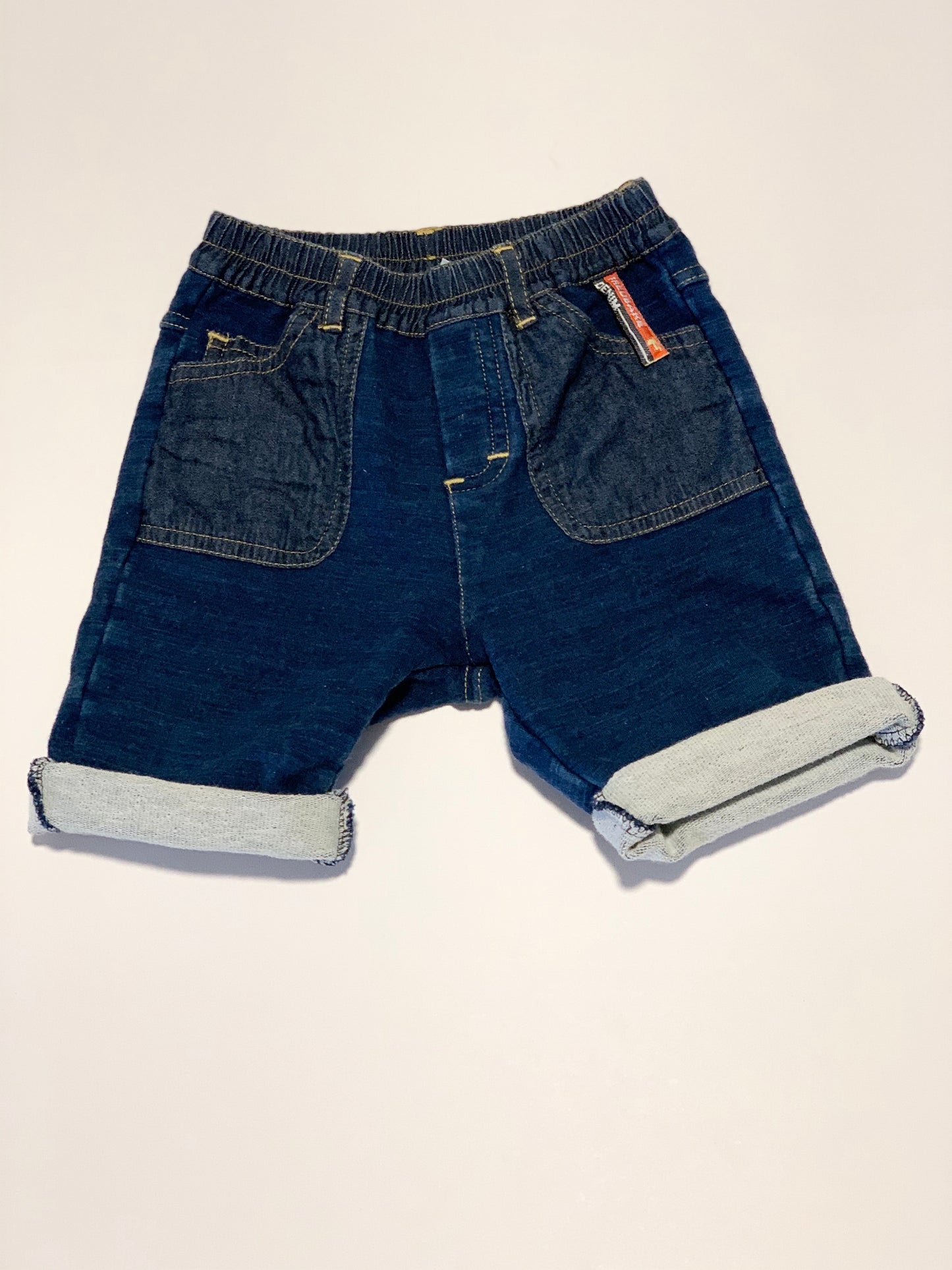Denim shorts - Size 00