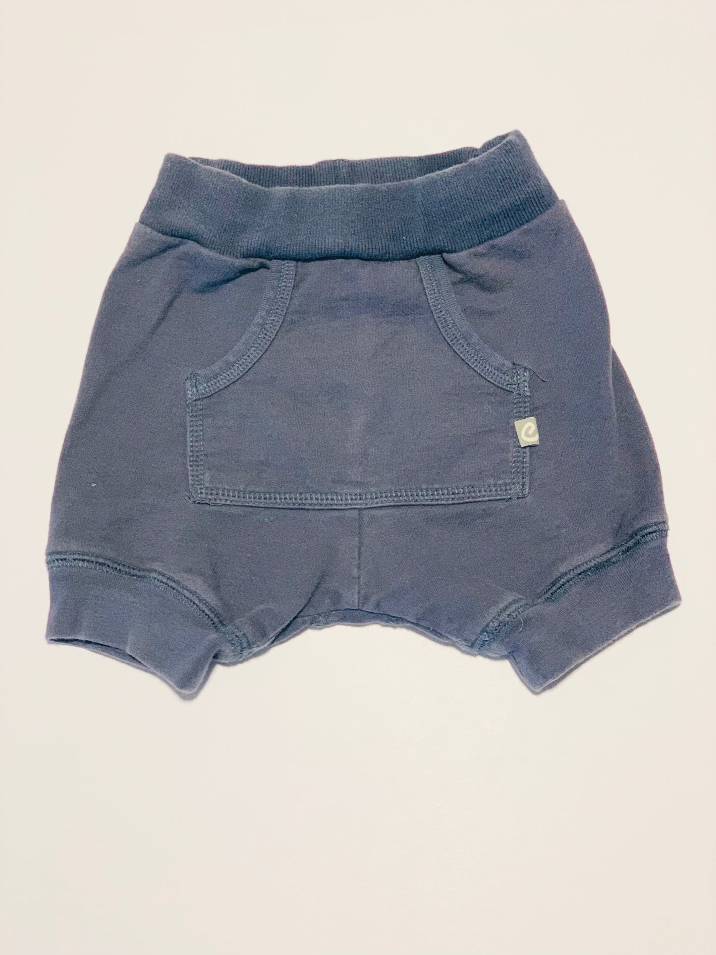 Front pocket shorts - Size 0