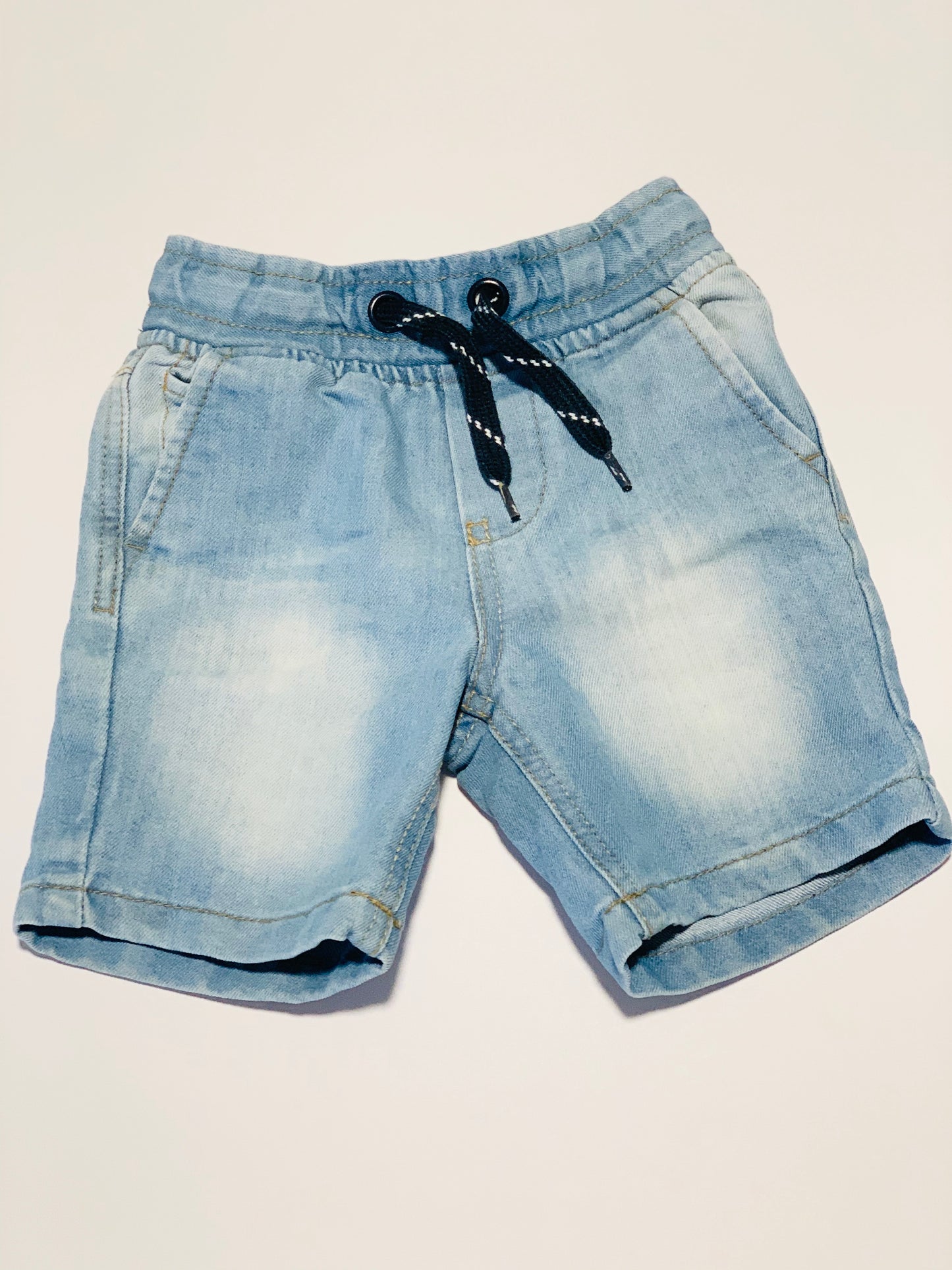 Denim shorts - Size 1