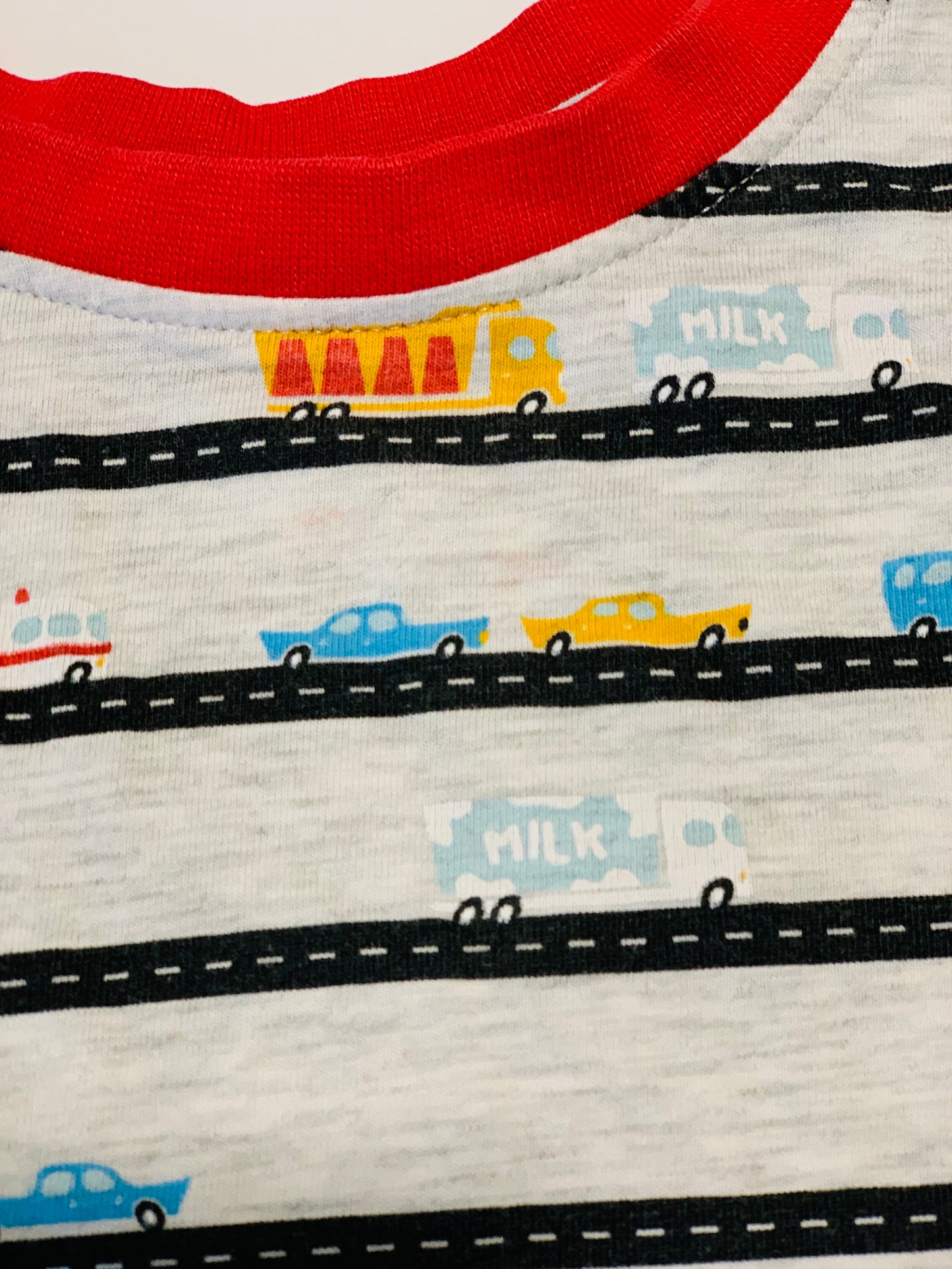 Vehicles tee - Size 2
