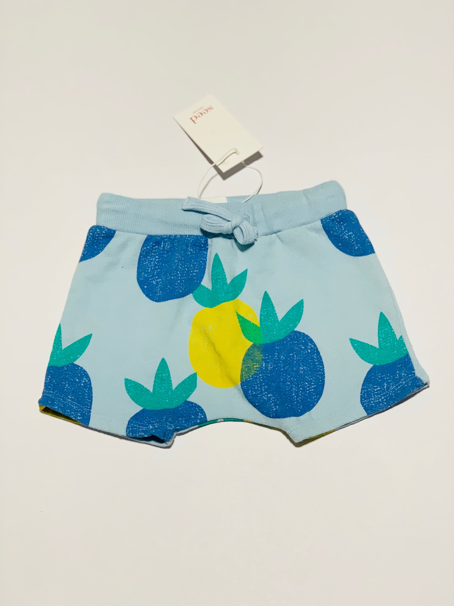 Pineapples shorts brand new - Size 0
