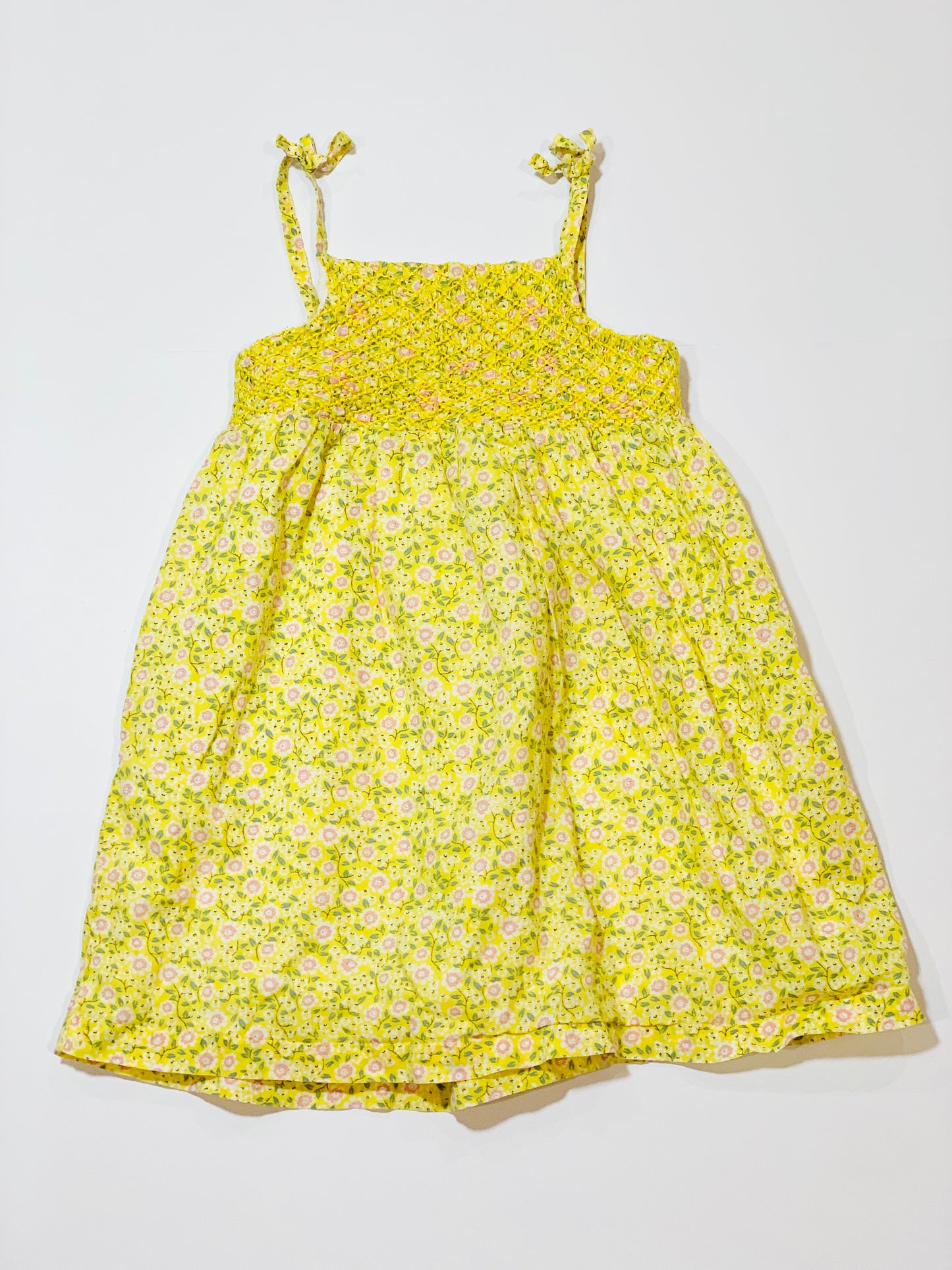 Yellow smocked dress - Size 2-3